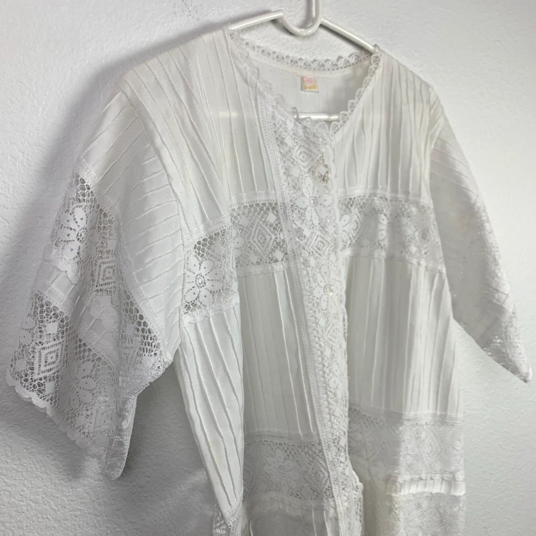 Vintage Vintage Mexican Ethnic Floral Lace Boho White Blouse Tunic Shirt Size 38 M/L Cotton Blend 1970s Boho Shirt Womens Size M / US 6-8 / IT 42-44 - 2 Thumbnail