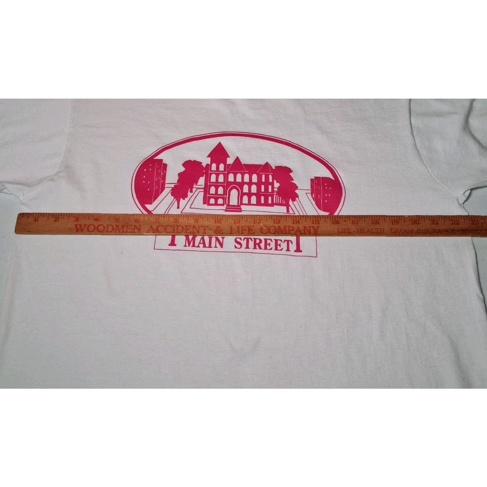 Vintage VINTAGE Screen Stars Best T-Shirt Main Street Phillipi West Virginia Pink Courthouse XL Adults Mens Shirt White Graphic Tourists WV 1960s-70s Size US XL / EU 56 / 4 - 4 Thumbnail