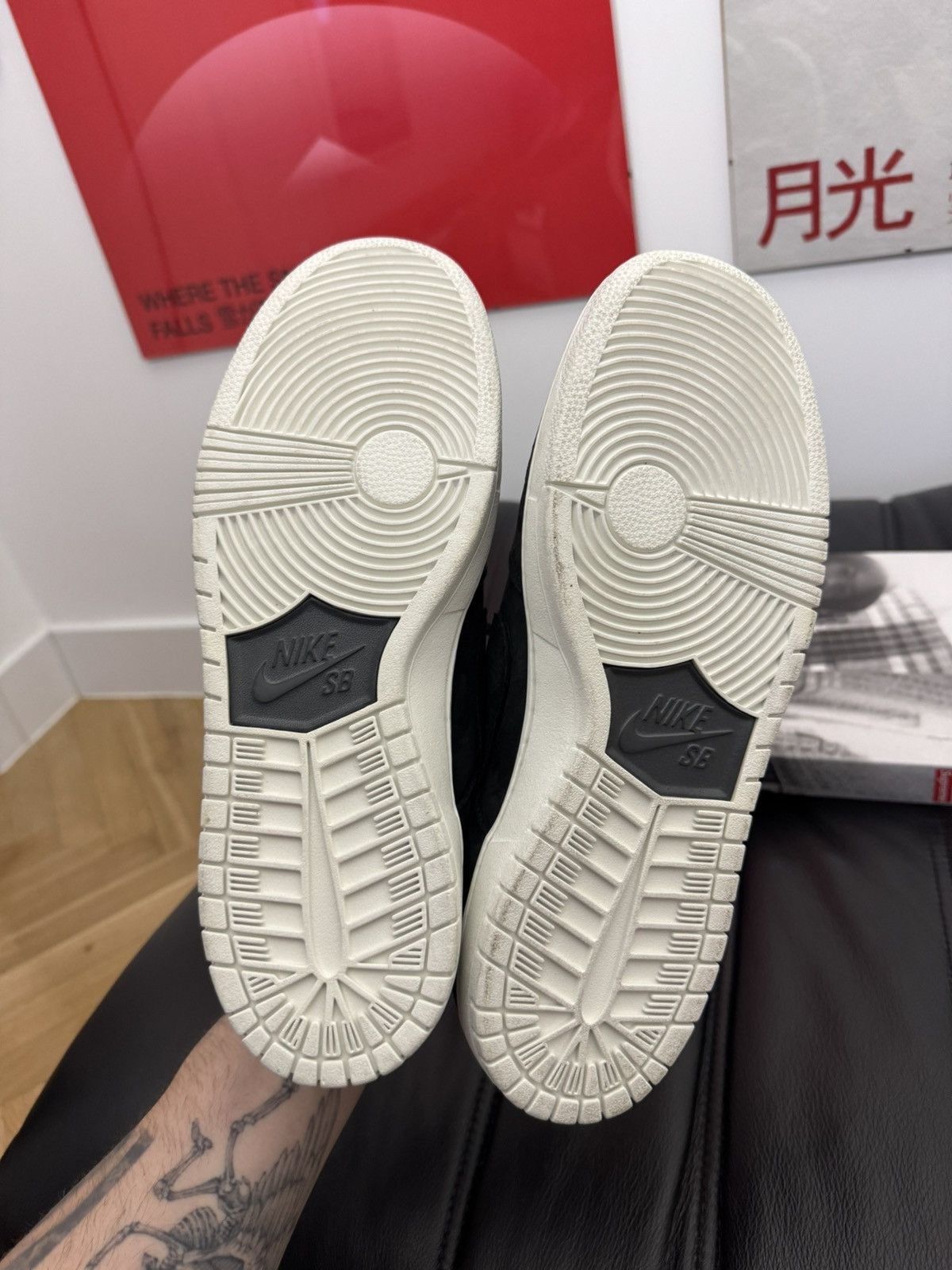 Nike Nike Dunk Low Sb 2017 Black Graphite Cracked Leather Suede Size US 11 / EU 44 - 4 Thumbnail