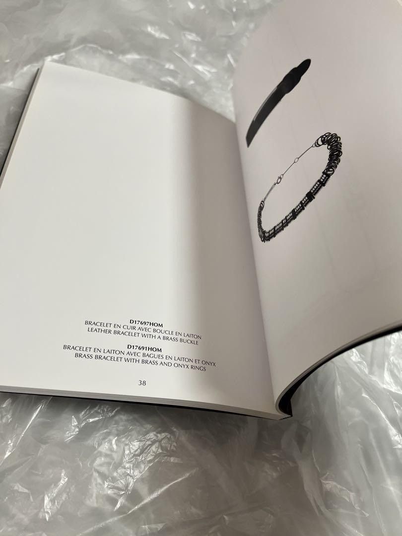Dior AW2010 Lookbook Size ONE SIZE - 2 Thumbnail