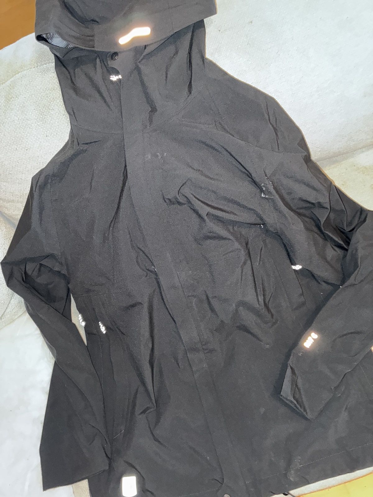 Fjallraven Fjallraven NWT hydratic trail jacket mens medium black Size US M / EU 48-50 / 2 - 8 Thumbnail