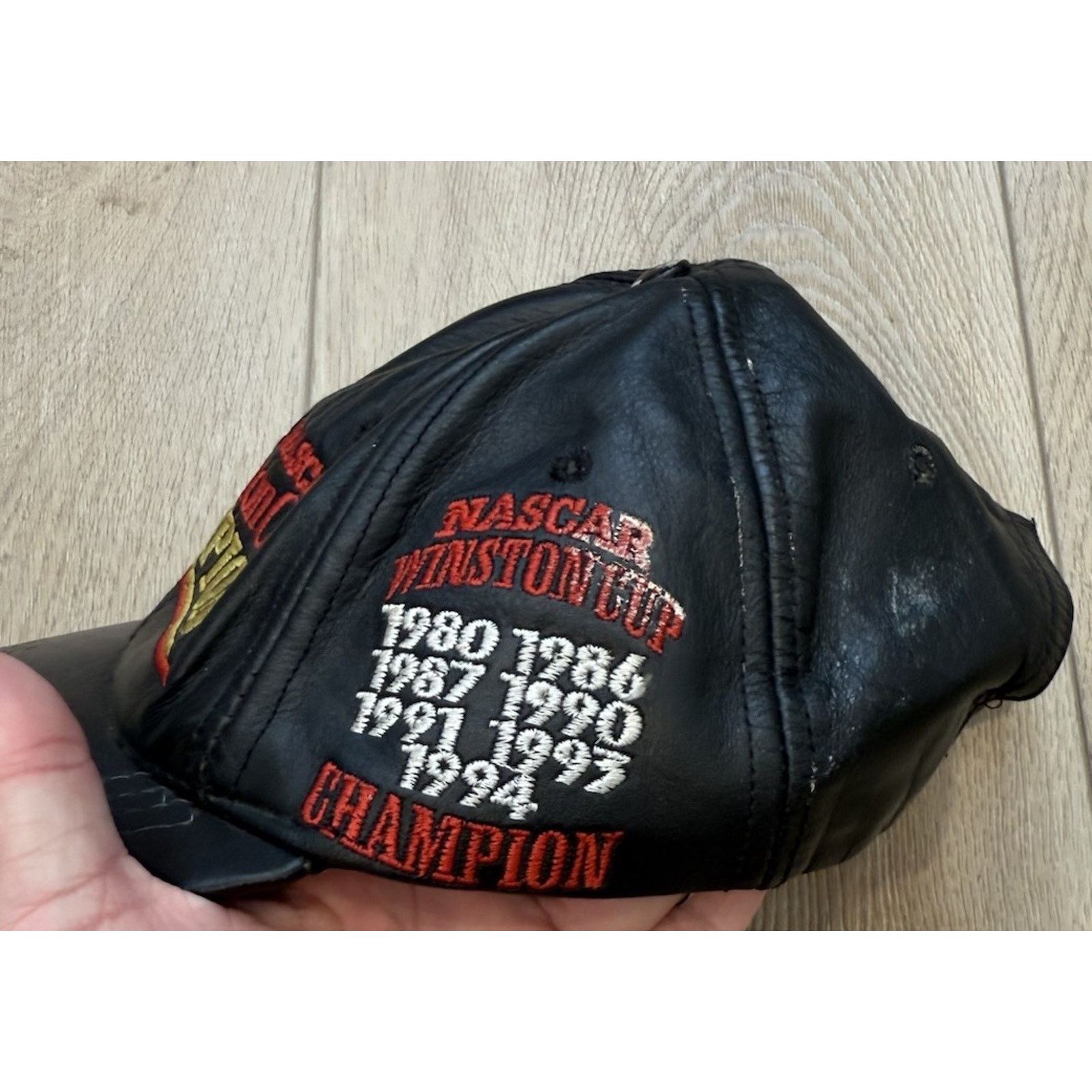 NASCAR Vintage Dale Earnhardt Hat Cap Leather Clasp Back Cap Size ONE SIZE - 3 Thumbnail