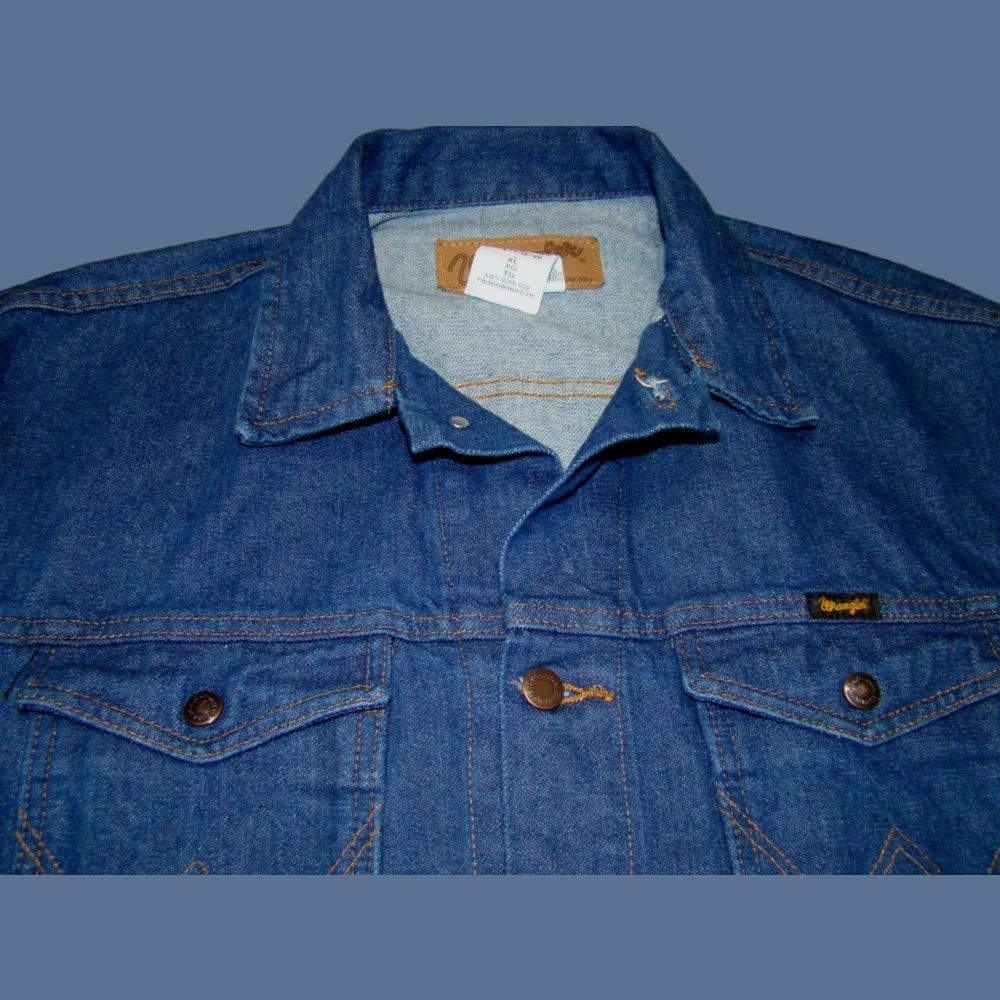 Wrangler Wrangler XL Blue Denim Dark Wash Cotton Trucker Western Jean Jacket Mens Regular Jacket Size US 36 / EU 52 - 1 Thumbnail
