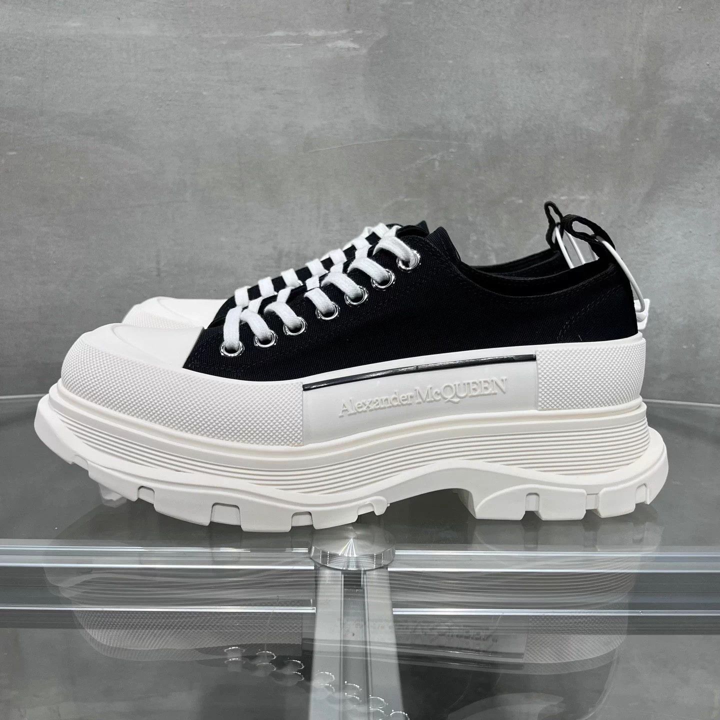 Alexander McQueen Alexander McQueen Black White Combat Boots 41 Size US 8 / EU 41 - 3 Thumbnail