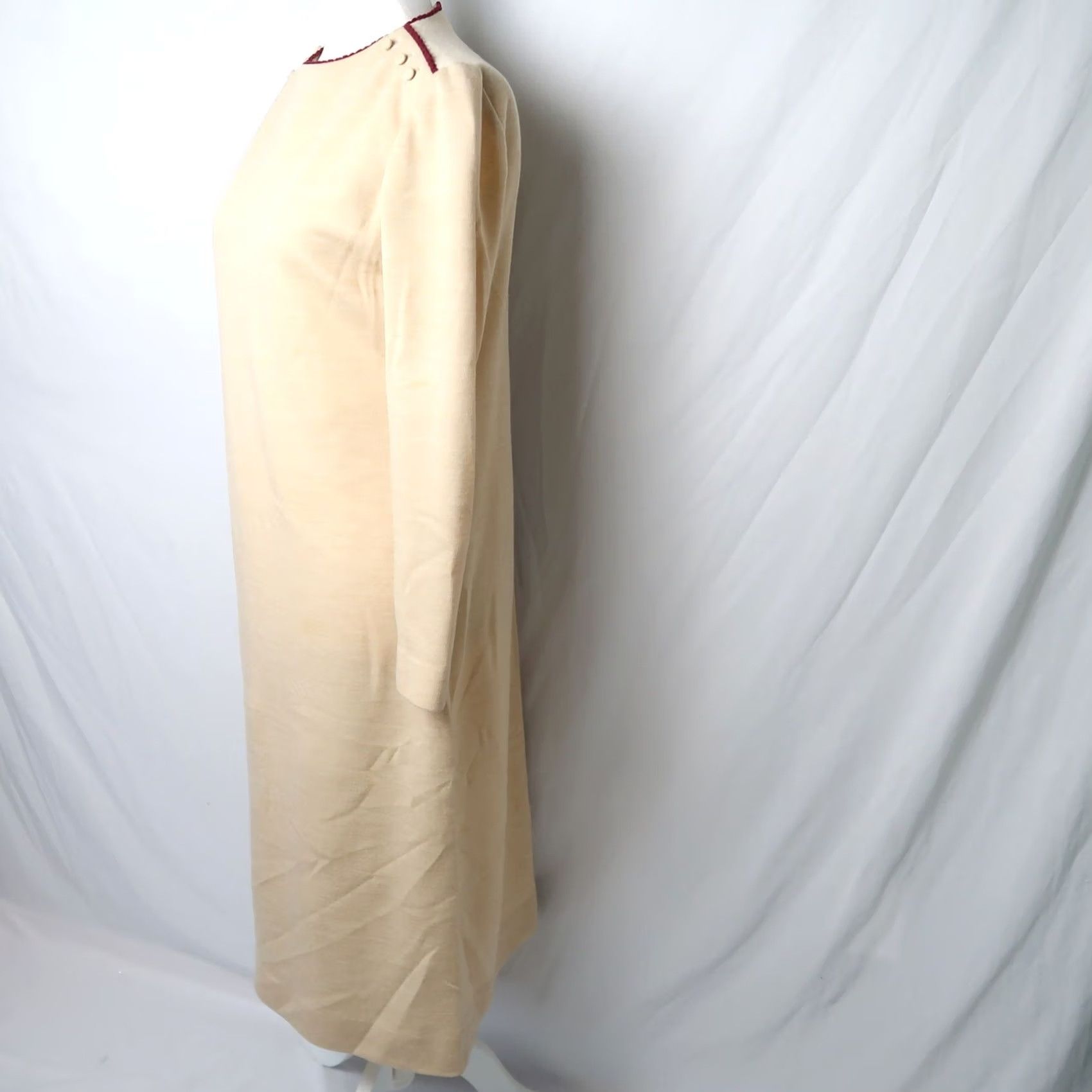 Vintage VINTAGE 70s Leslie Fay tan long sleeve midi shift dress M Shirt Adult Womens Size M / US 6-8 / IT 42-44 - 4 Thumbnail