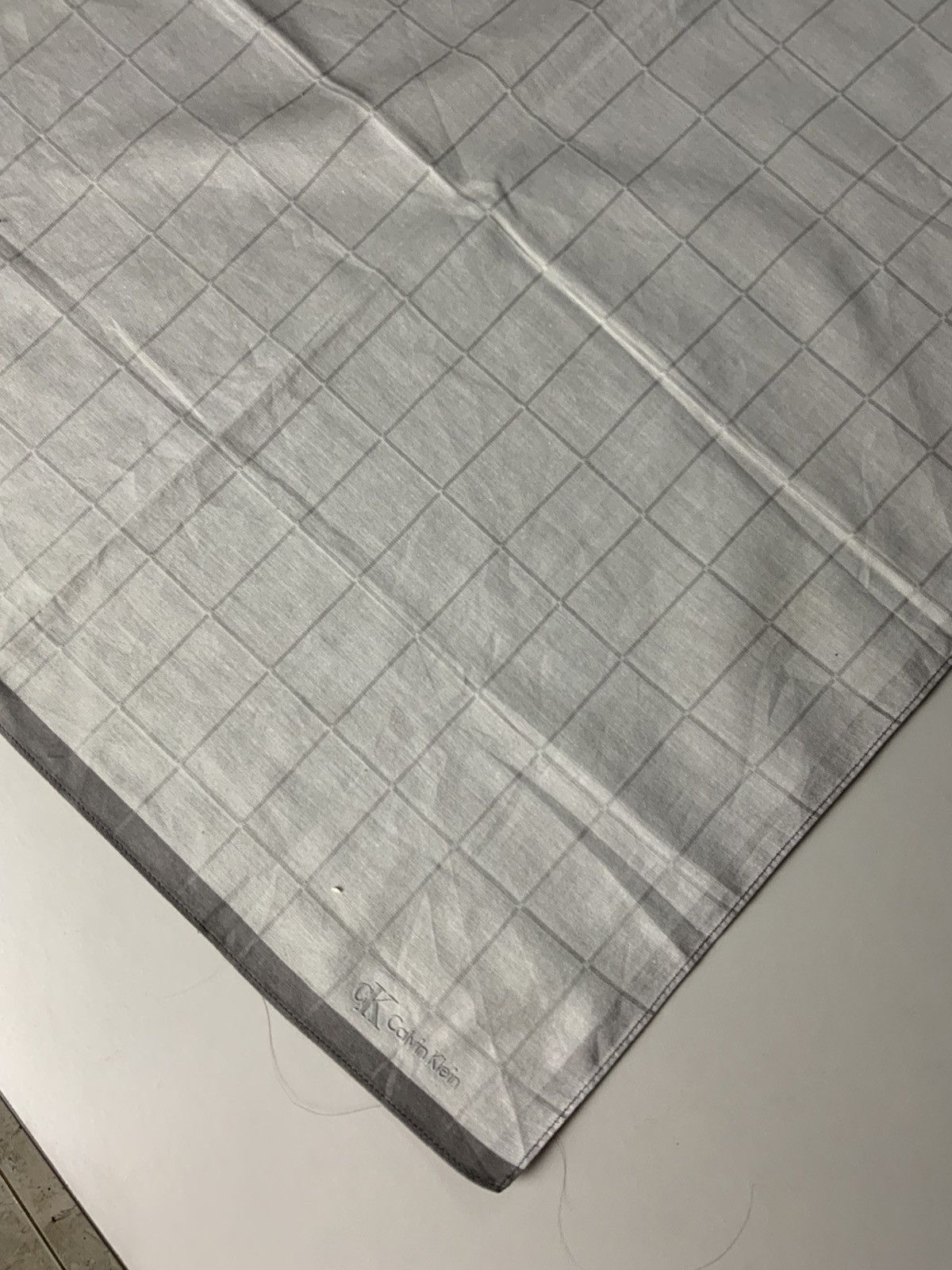 Calvin Klein Calvin Klein Bandana Handkerchief Size ONE SIZE - 7 Thumbnail