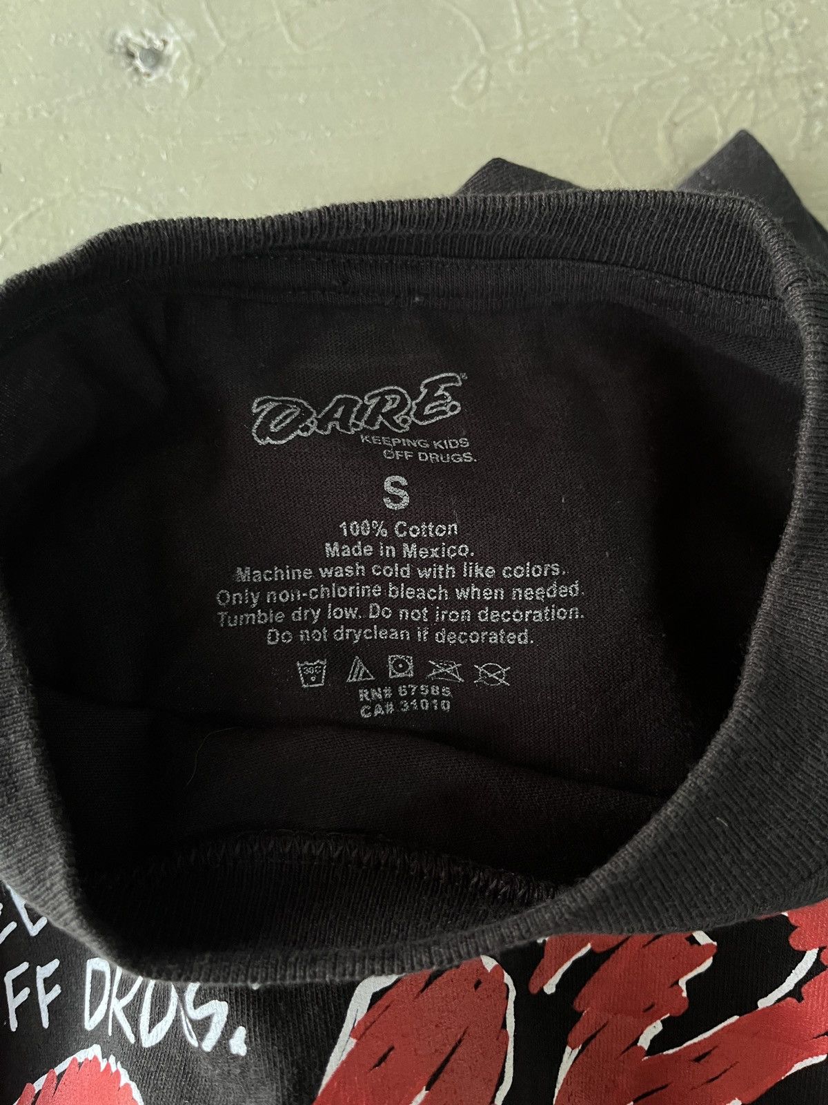 D.A.R.E Dare Resist Drugs Tee Rare Design ERD Grunge Size US S / EU 44-46 / 1 - 3 Thumbnail