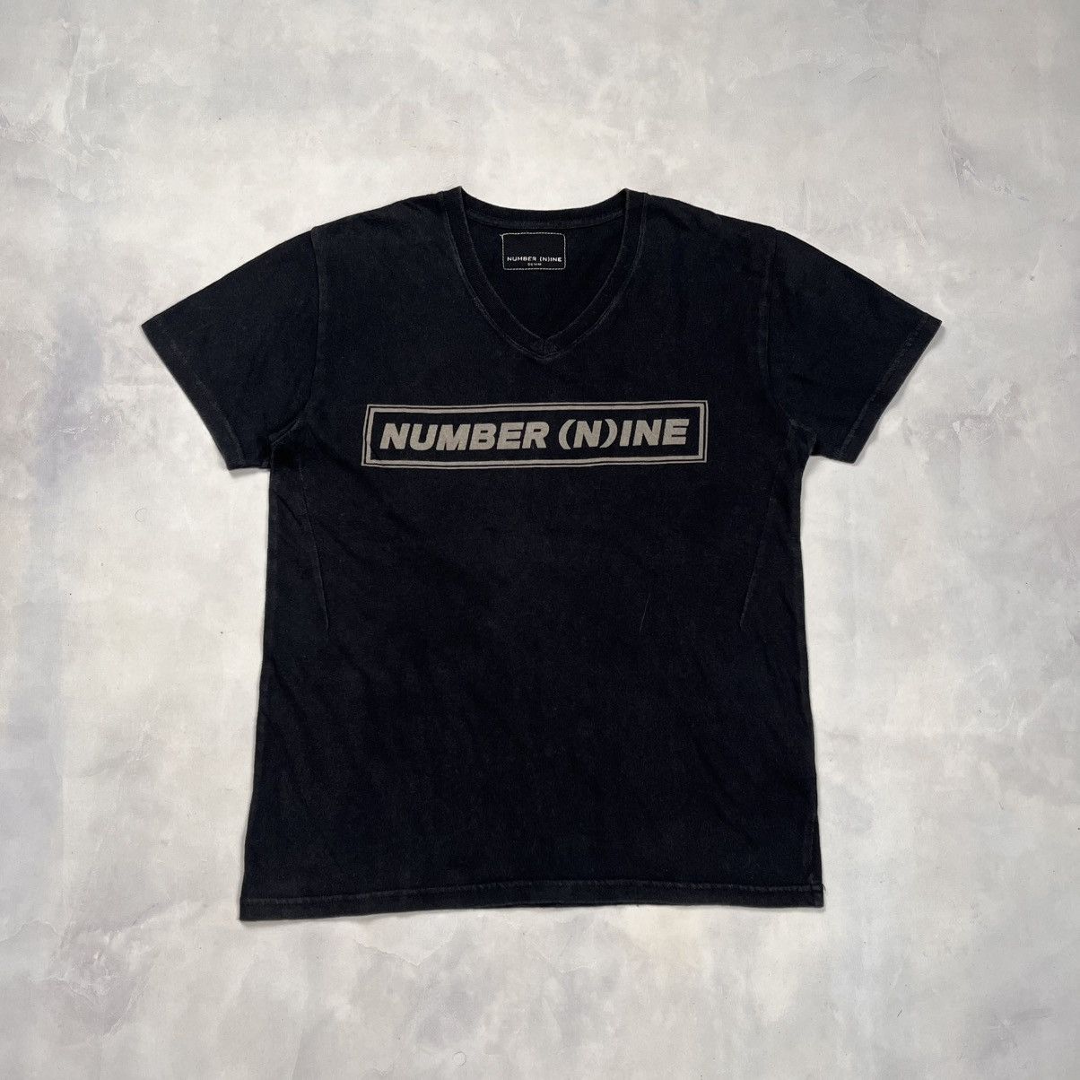 Number (N)ine Number Nine Vneck T-Shirt Size US S / EU 44-46 / 1 - 1 Thumbnail