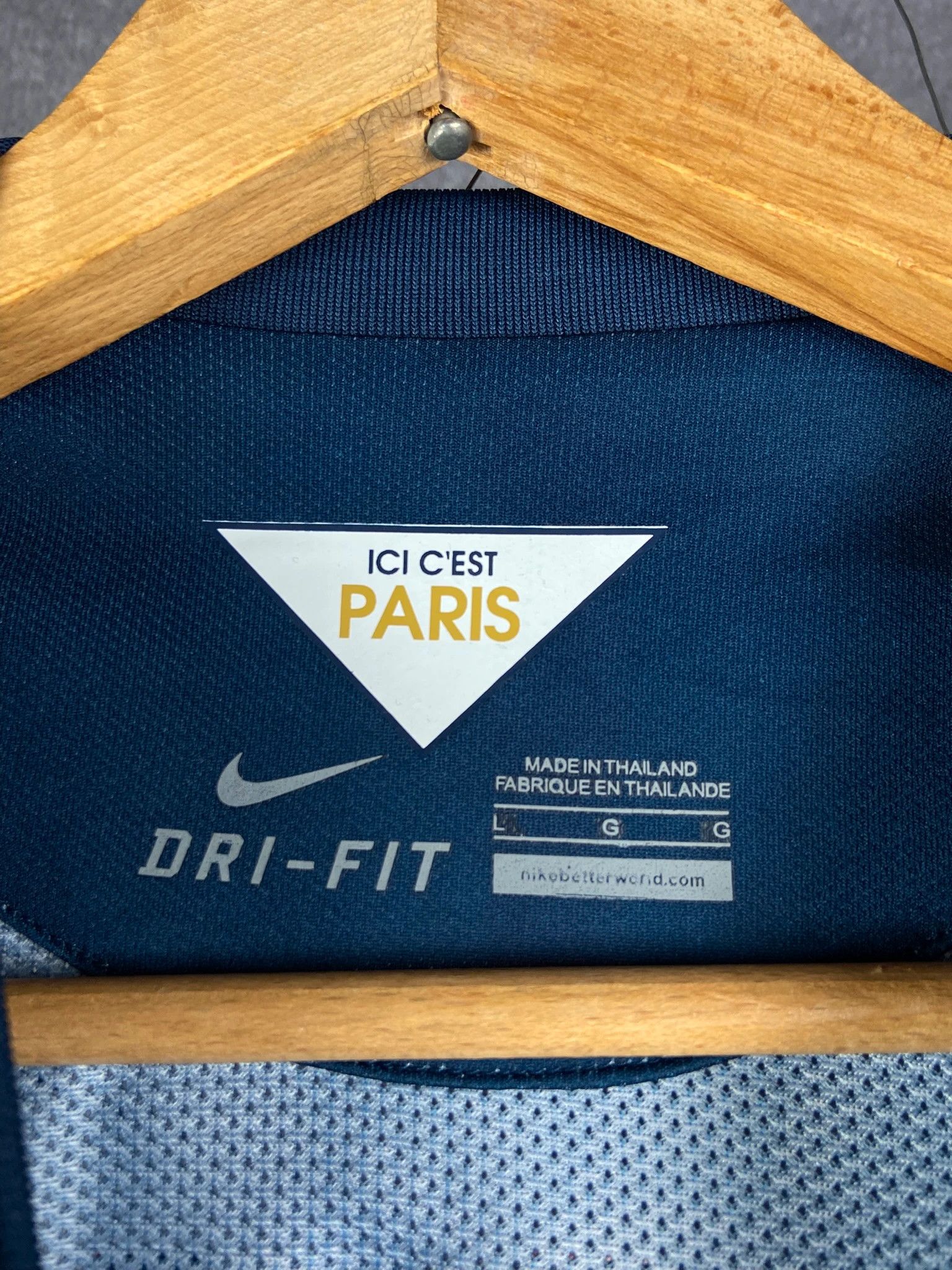 Nike : Nike PSG jersey navy football kit vintage retro soccer Size US L / EU 52-54 / 3 - 4 Thumbnail
