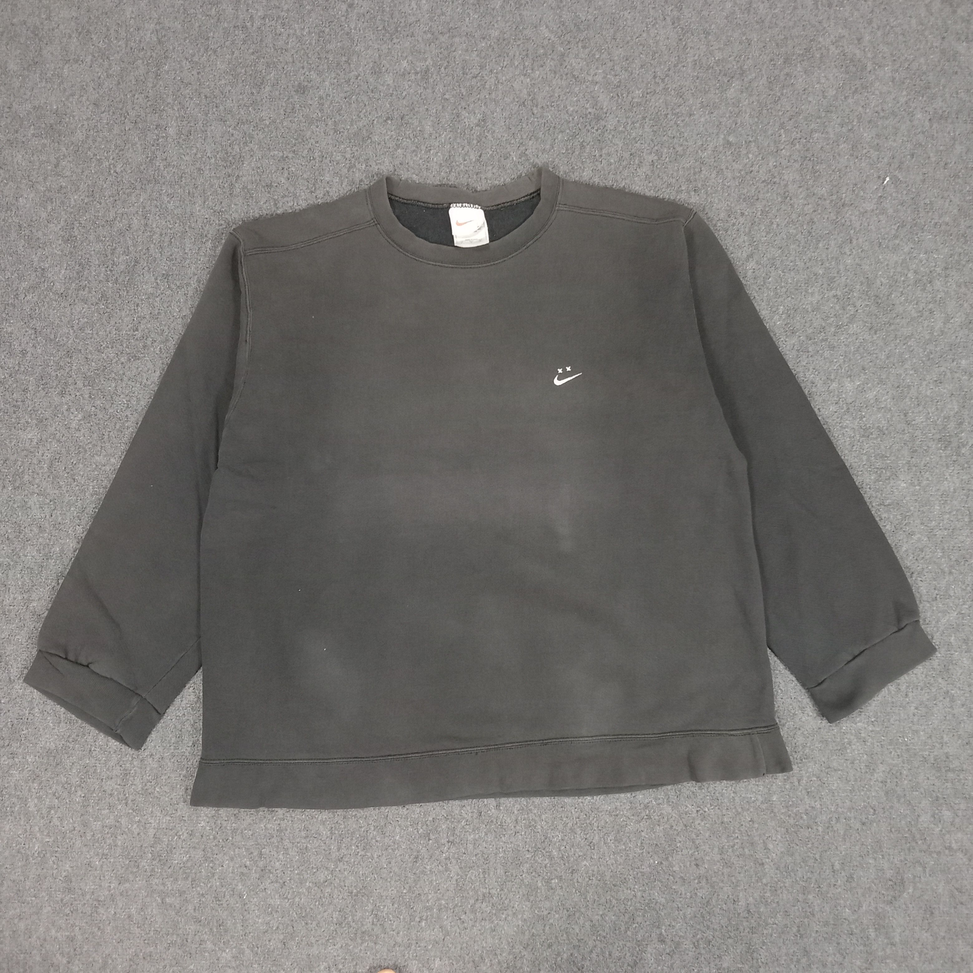 Nike × Vintage Nike Embroidery Kaws Logo Sweatshirt Size US XL / EU 56 / 4 - 1 Thumbnail