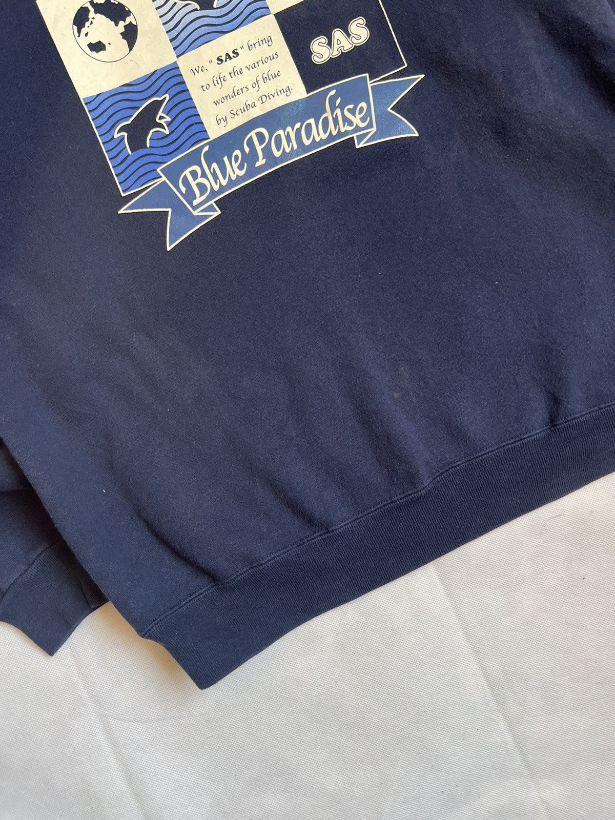 Vintage Vintage SAS Scuba Diving Equipment Blue Paradise Crewneck Size US L / EU 52-54 / 3 - 7 Thumbnail