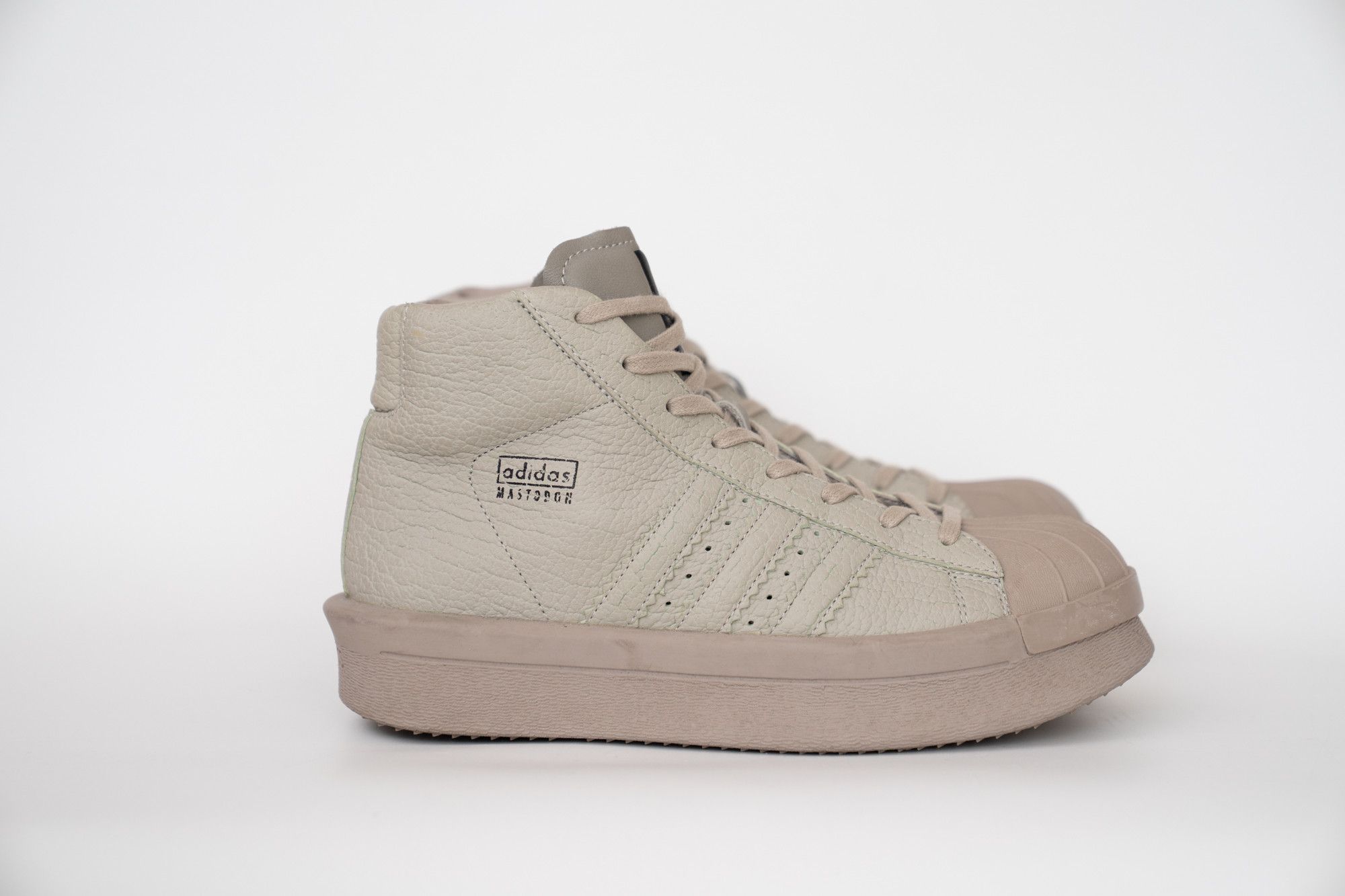 Adidas × Rick Owens Rick Owens x adidas Mastodon Pro Model Pearl US8.5 26.5 Rare Size US 8.5 / EU 41-42 - 11 Thumbnail