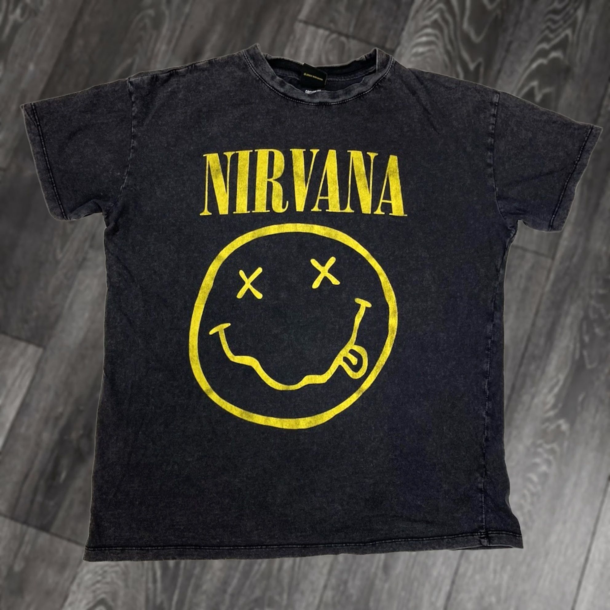 Vintage Nirvana Graphic T-shirt Womens Small Oversized Relaxed Black Music Shirt Size S / US 4 / IT 40 - 1 Thumbnail