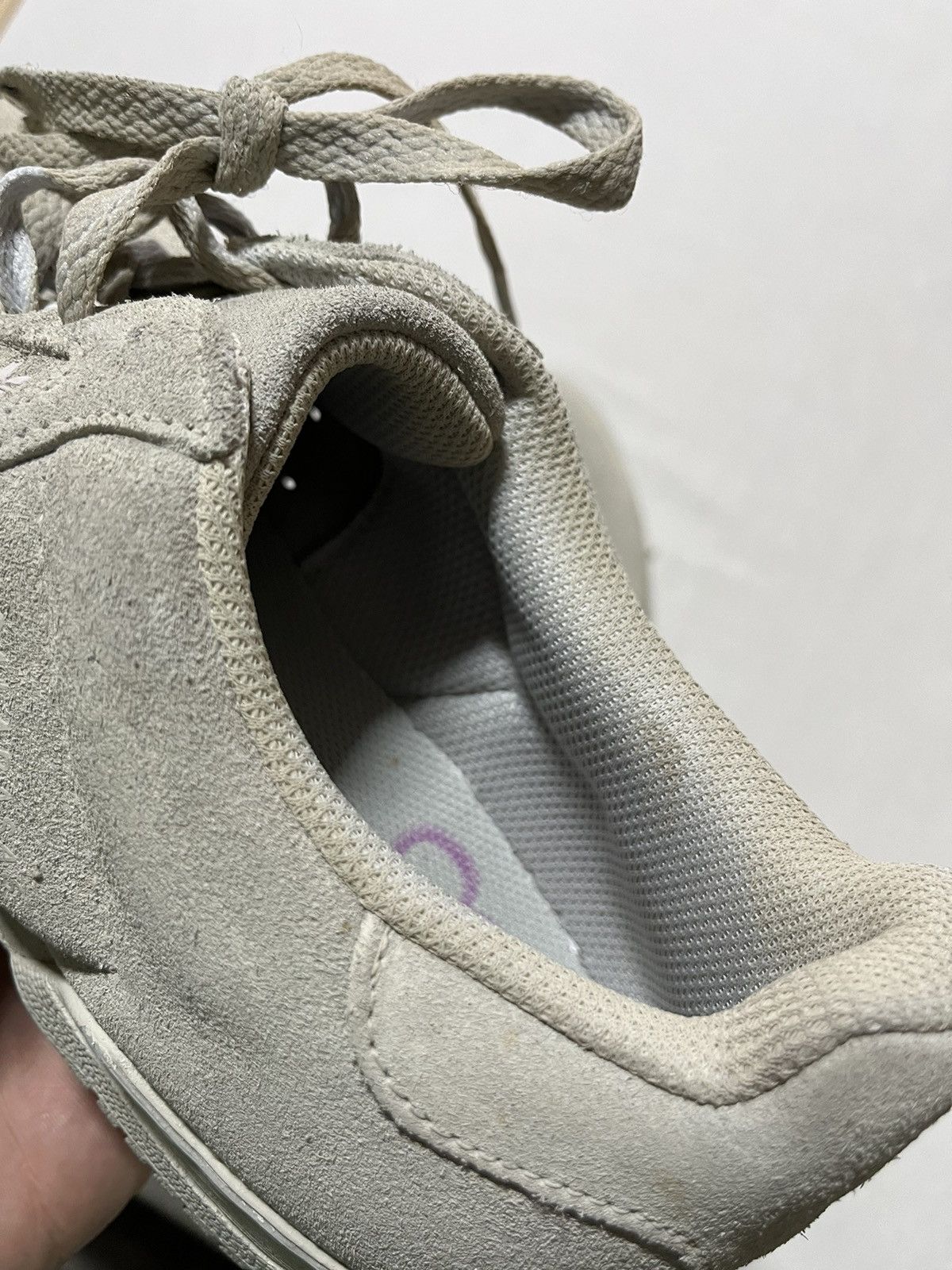 Adidas Yeezy calabasas powerphase size 5.5 Size US 8.5 / EU 41-42 - 9 Thumbnail