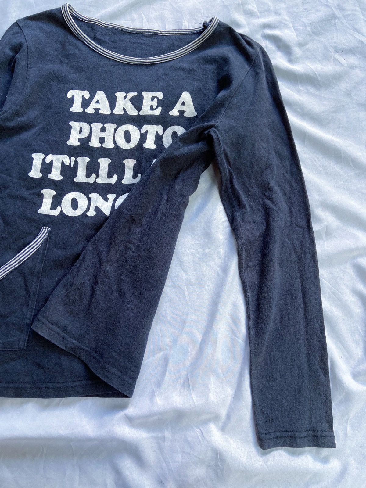 Japanese Brand TAKE A PHOTO IT WILL LAST LONGER! LONG SLEEVE Size US S / EU 44-46 / 1 - 6 Thumbnail
