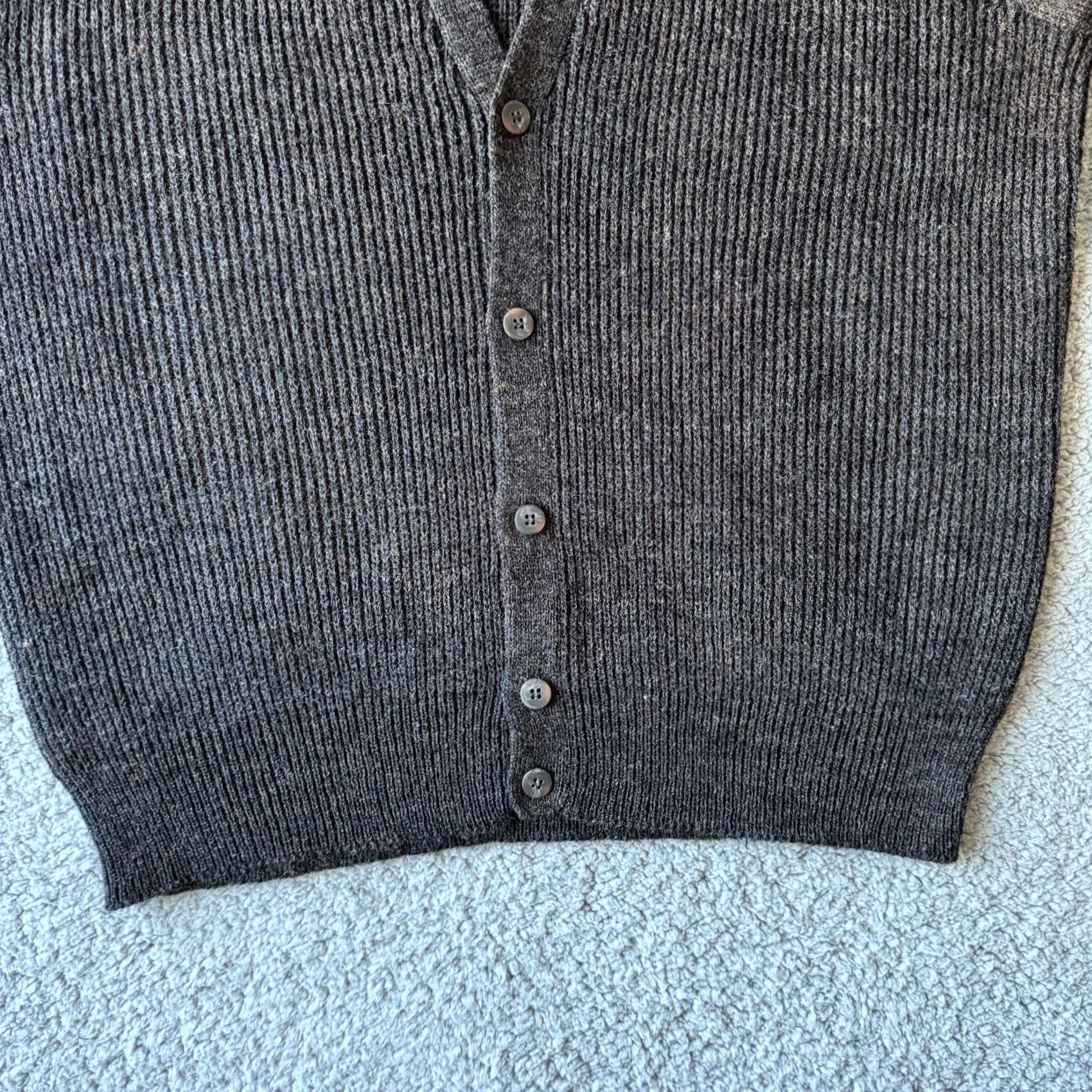 Vintage VINTAGE Claybrooke Sweater Mens Medium Brown Vest Wool Blend V Neck Golf Grandpa Size US M / EU 48-50 / 2 - 5 Thumbnail