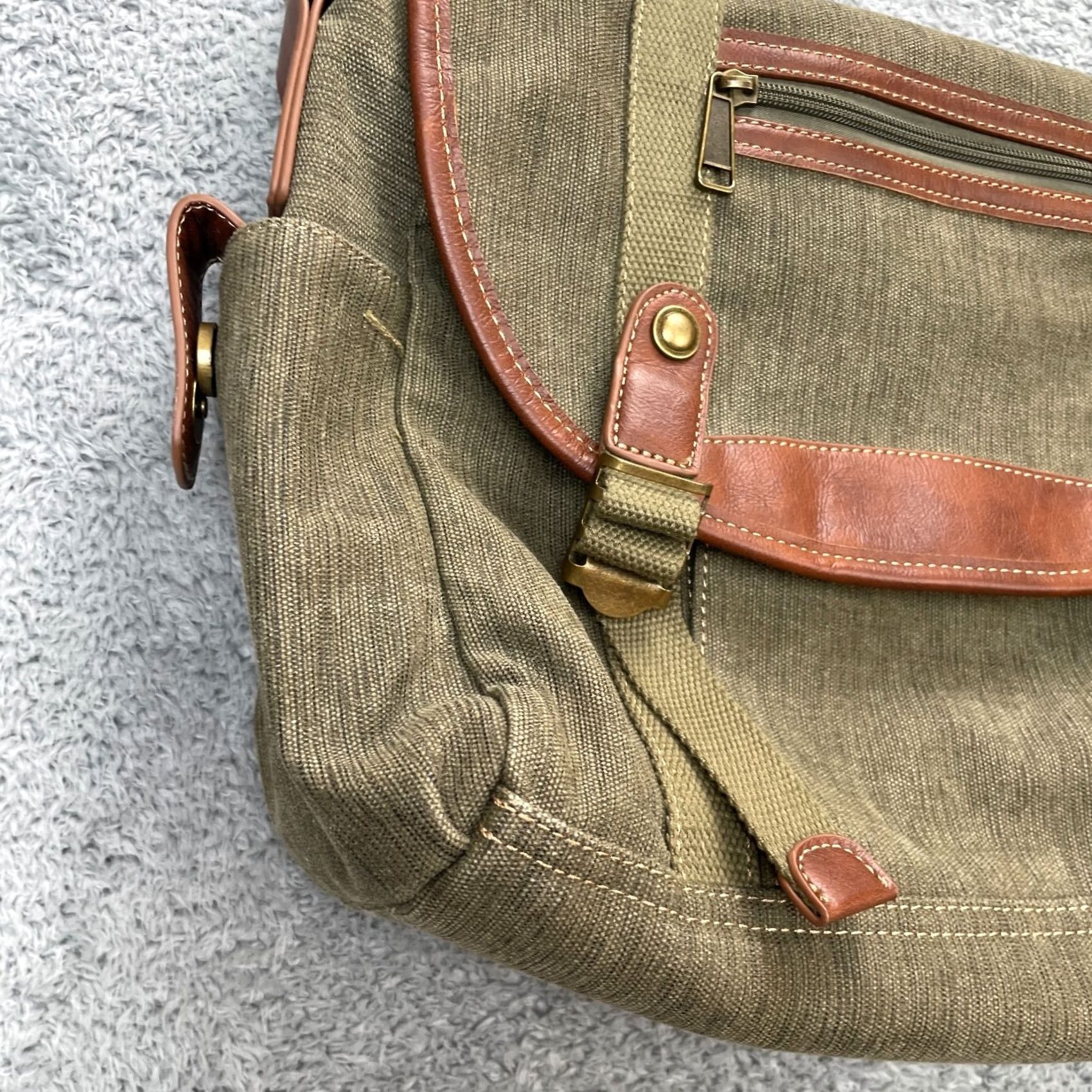 Vintage Cargoit Bag Crossbody Mens Green Canvas Leather Trim Pockets Adjustable Strap Size ONE SIZE - 6 Thumbnail