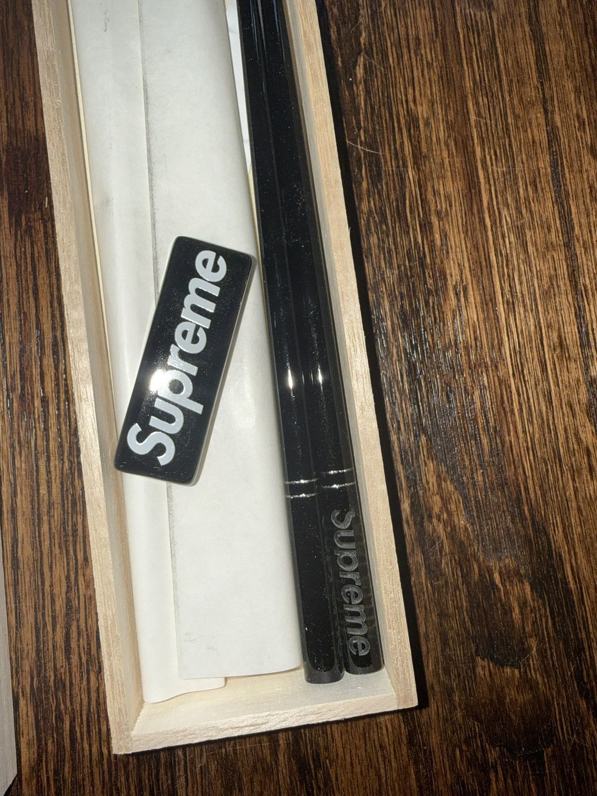 Supreme SUPREME FW23 Chopstick Set Red OR Black Box Logo BRAND NEW Size ONE SIZE - 10 Thumbnail