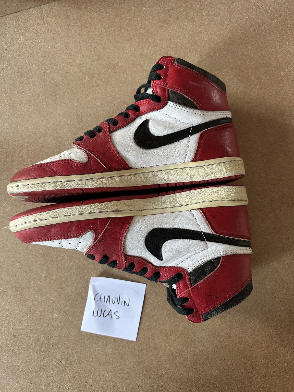 Jordan Brand Jordan 1 OG Chicago 1985 Size US 8.5 / EU 41-42 - 9 Thumbnail