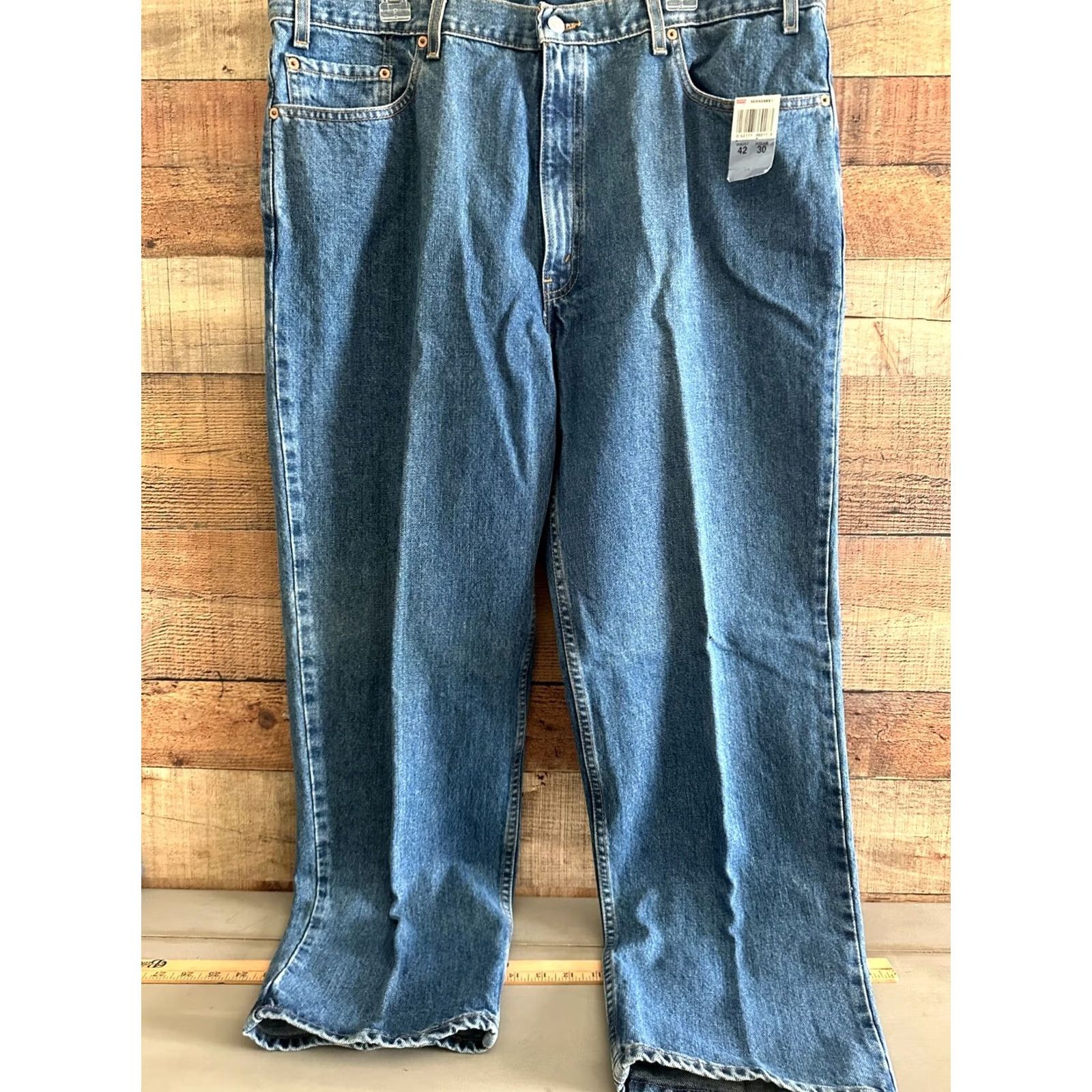 Levi's VINTAGE? NWT Levi's Jeans 550 Jeans 42x30 Blue Medium Wash Relaxed Fit Men 42x30 Denim Regular Inseam 30 Tapered Size US 42 / EU 58 - 2 Thumbnail