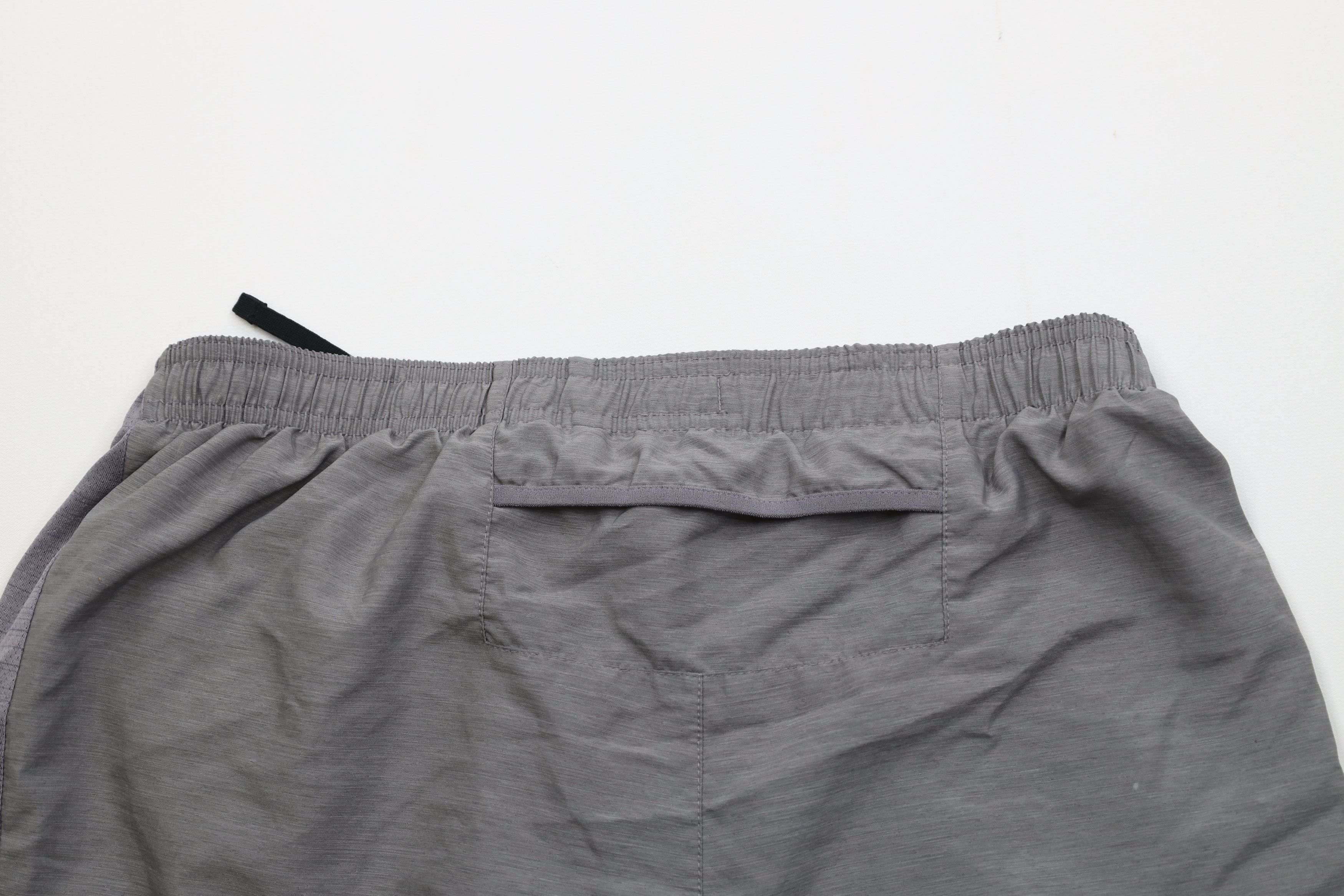 Nike Vintage Y2K Nike Above Knee Running Jogging Shorts Gray Size US 32 / EU 48 - 9 Thumbnail