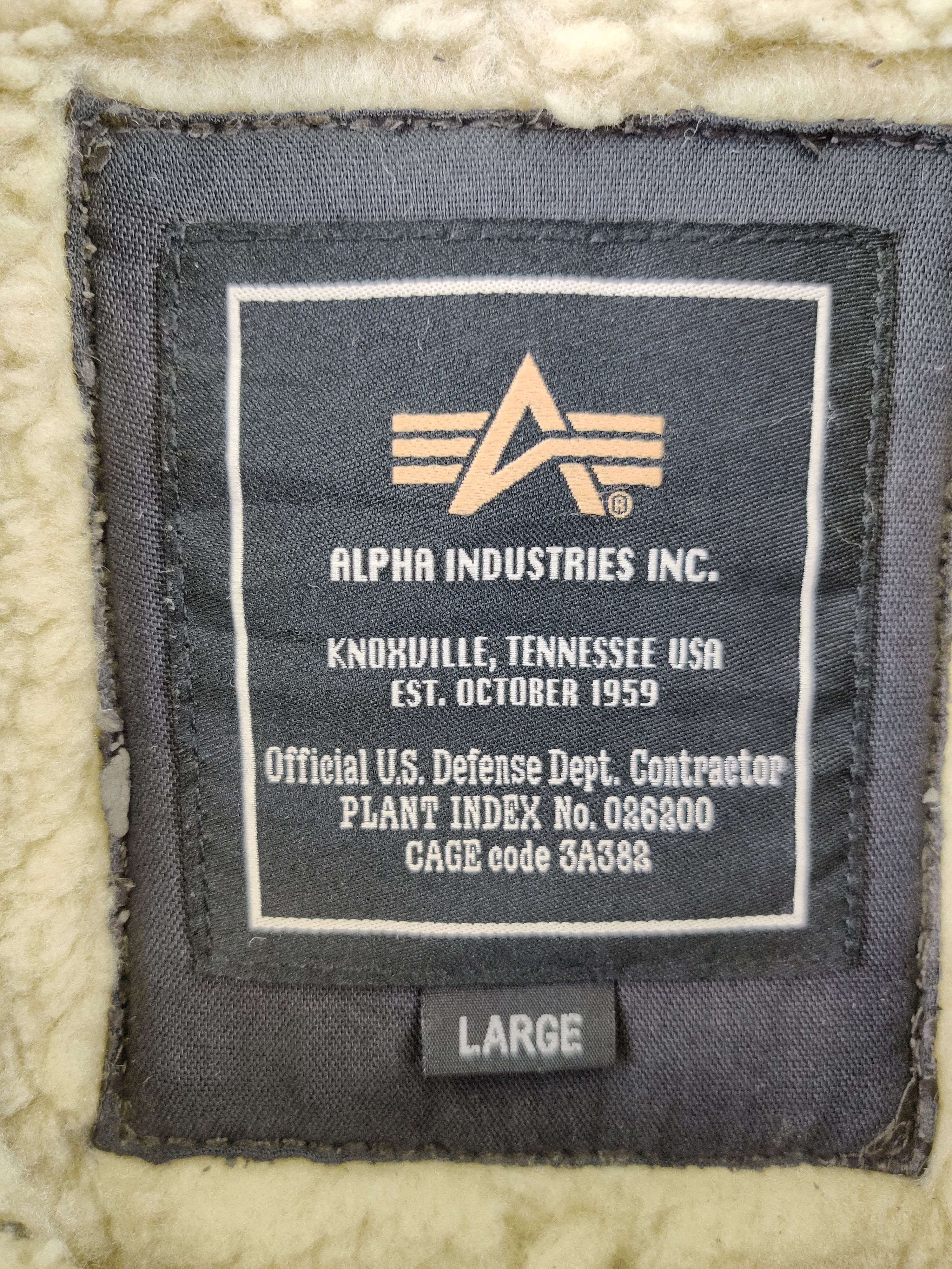 Alpha Industries Vintage Alpha Industries B-3 Sherpa Leather Jacket Size US L / EU 52-54 / 3 - 9 Thumbnail