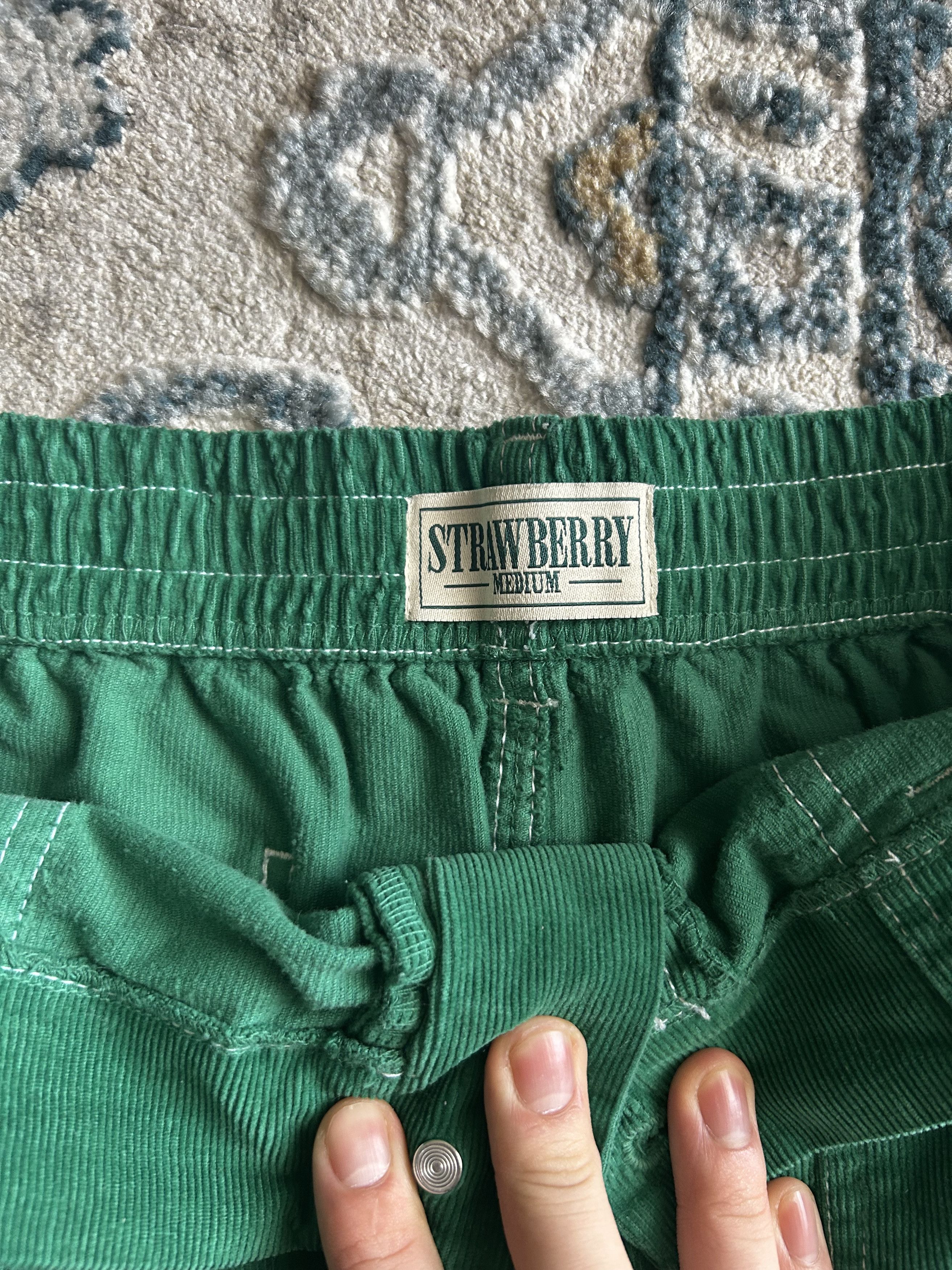 Strawberry Corduroy Short - Green Size US 32 / EU 48 - 3 Thumbnail