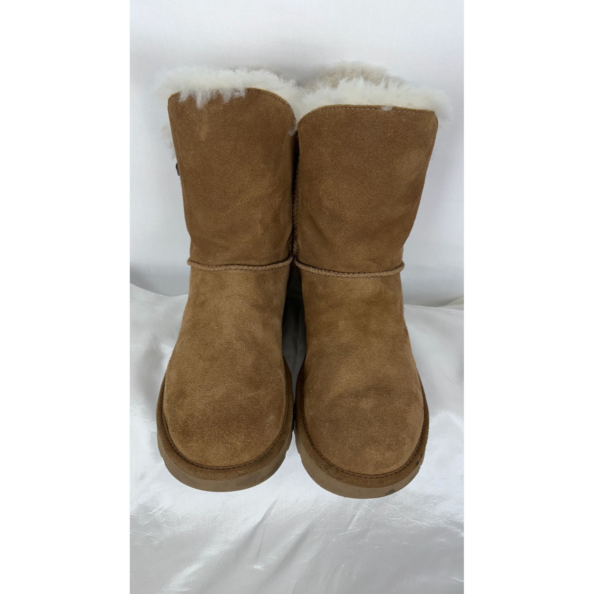 Ugg UGG Womens Brown Suede & Sheepskin Lined Winter Boots Size 8 Size US 8 / IT 38 - 1 Thumbnail