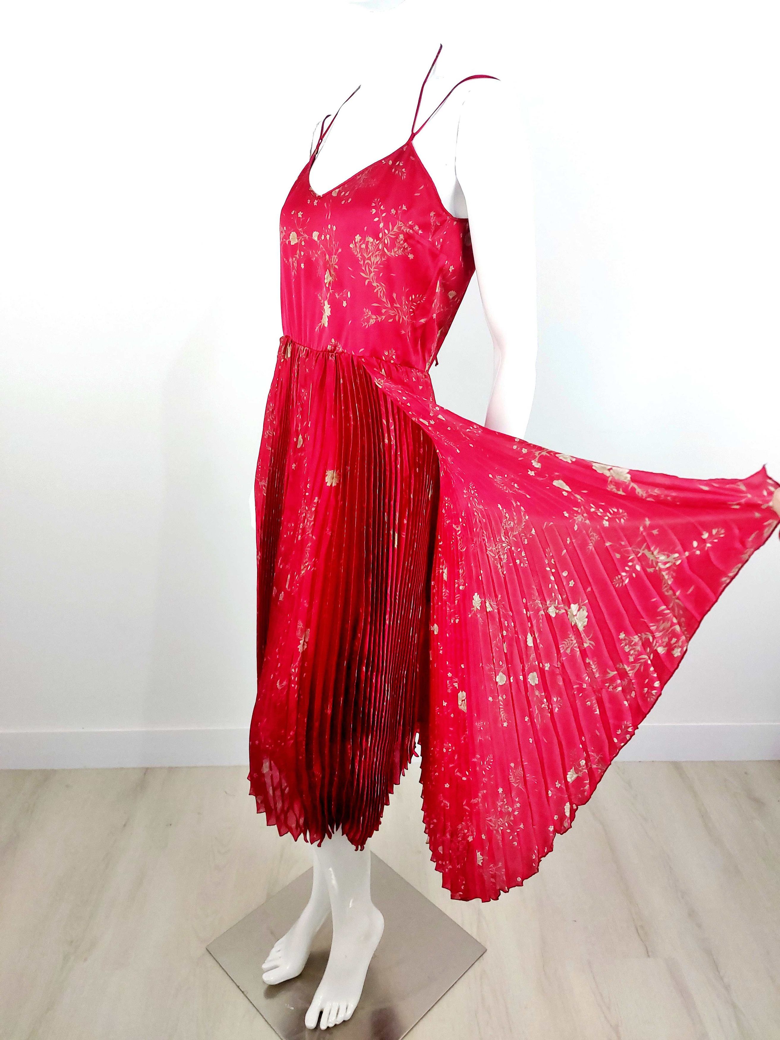 John Galliano John Galliano Paris Red Silk Floral Micro Pleated Gold Dress Size M / US 6-8 / IT 42-44 - 8 Thumbnail
