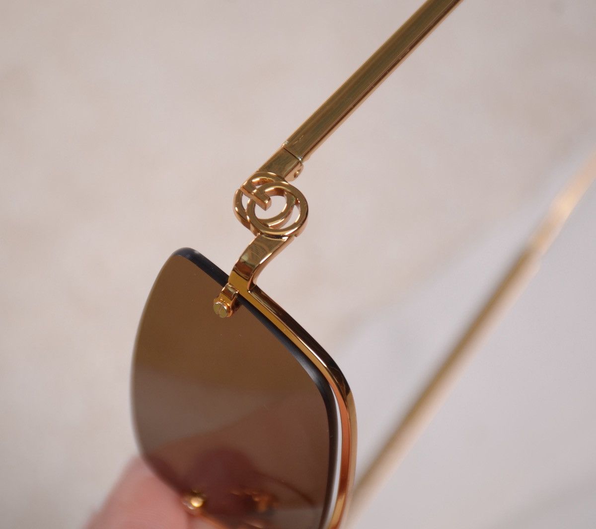 Gucci Gucci GG Gold Sunglasses Size ONE SIZE - 8 Thumbnail