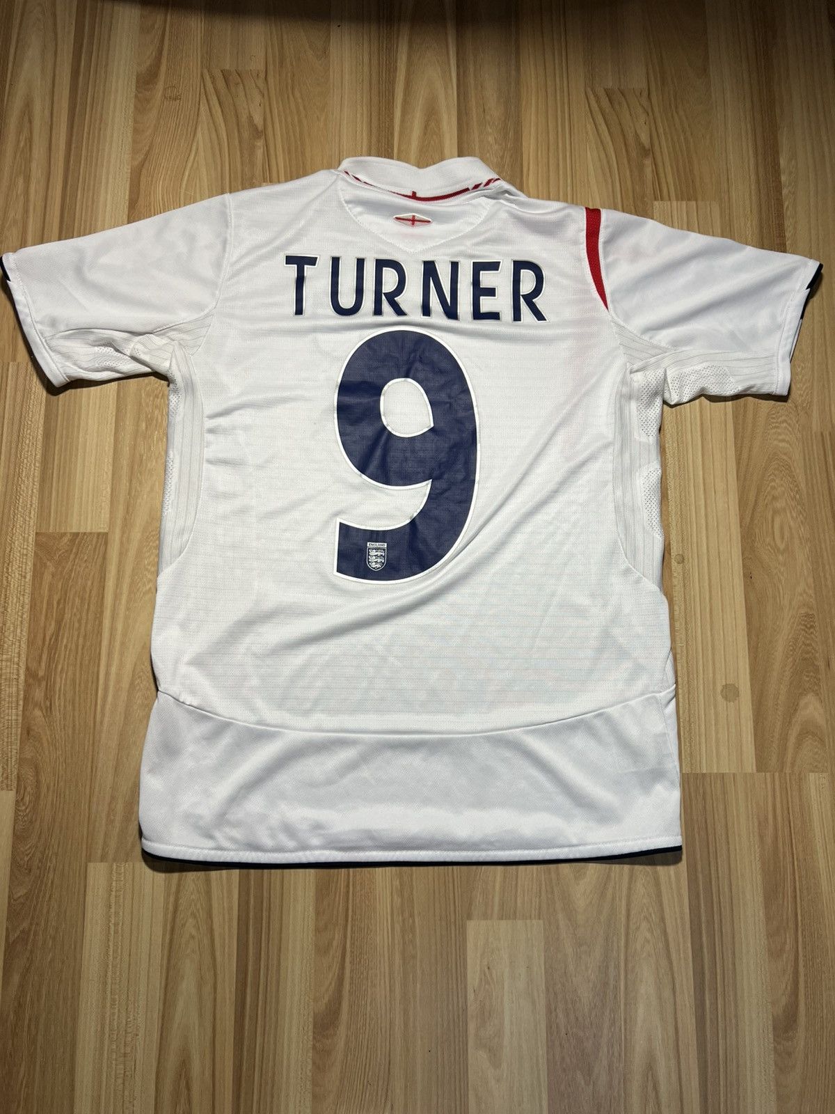 Umbro Team England Wayne ROONEY TURNER 2005- 2007 Size US XL / EU 56 / 4 - 6 Thumbnail