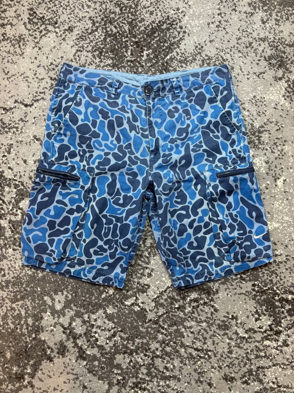 Nike × Vintage Vintage Y2K Nike Adept Military Camo Cargo Swoosh Shorts Size US 32 / EU 48 - 1 Thumbnail