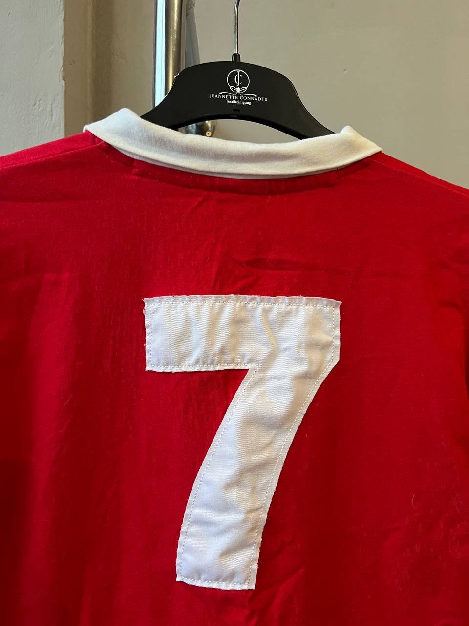 Vintage 1973 REMAKE MANCHESTER UNITED #7 HOME SOCCER JERSEY SHIRT M Size US M / EU 48-50 / 2 - 12 Thumbnail
