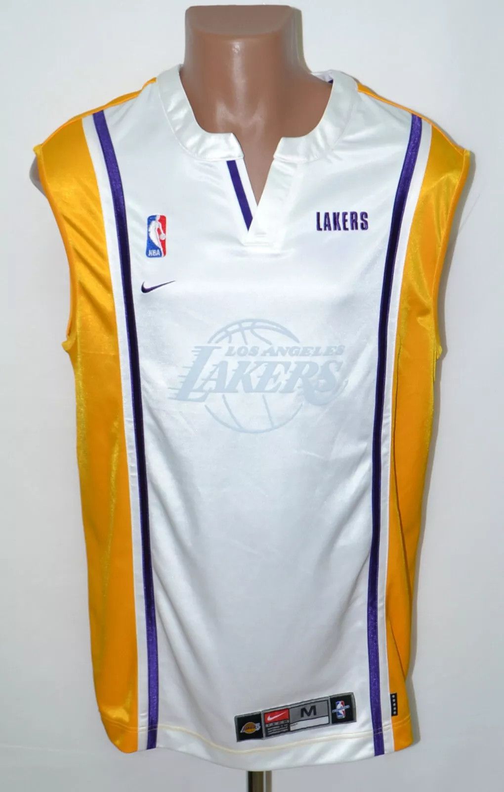 Nike NBA LOS ANGELES LAKERS SHIRT JERSEY NIKE AUTHENTIC SIZE M Size US M / EU 48-50 / 2 - 1 Thumbnail