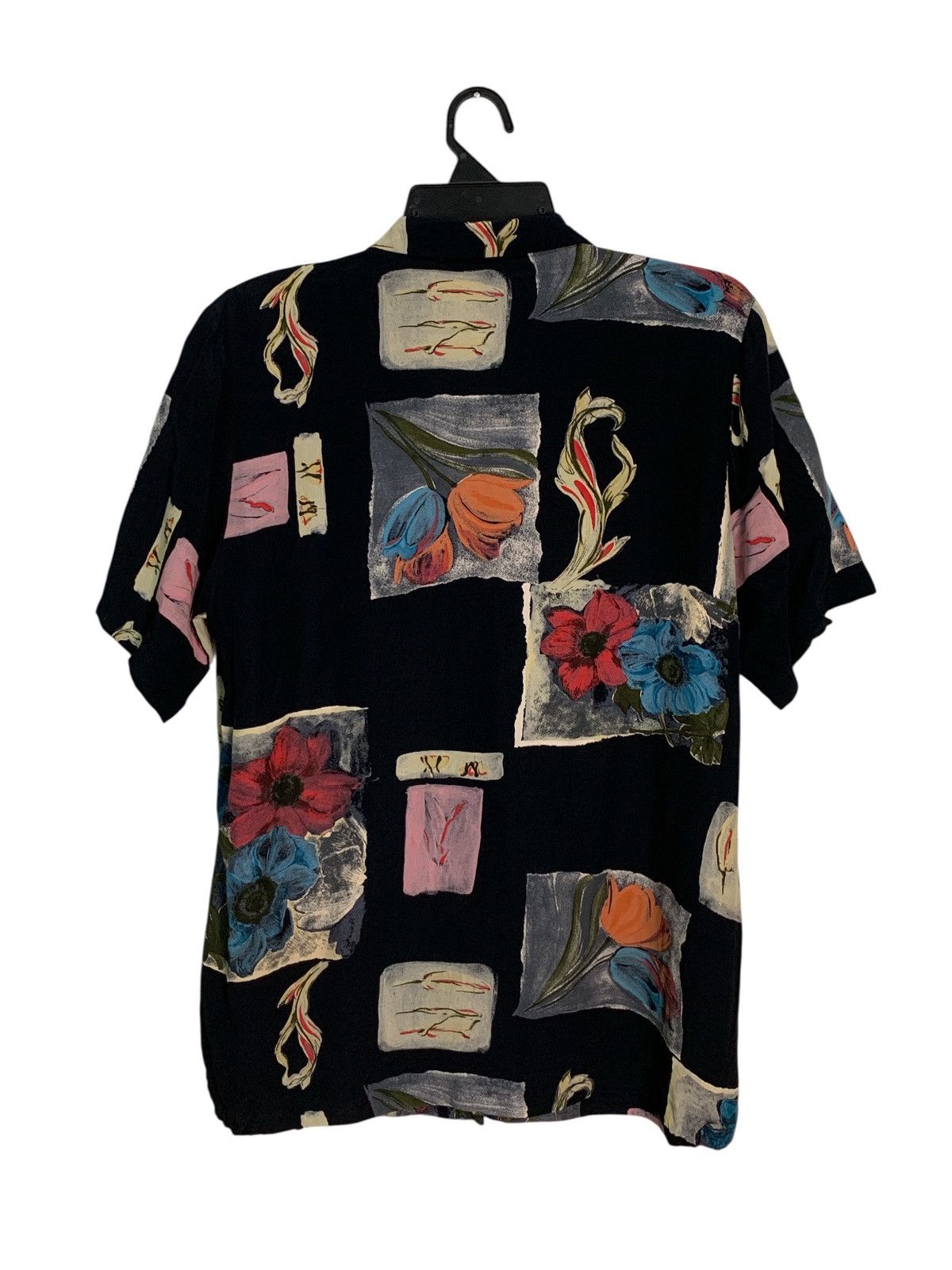 Linea Rare Design Vintage Linea Short-Sleeve Button-Up Blouse Size M / US 6-8 / IT 42-44 - 2 Thumbnail