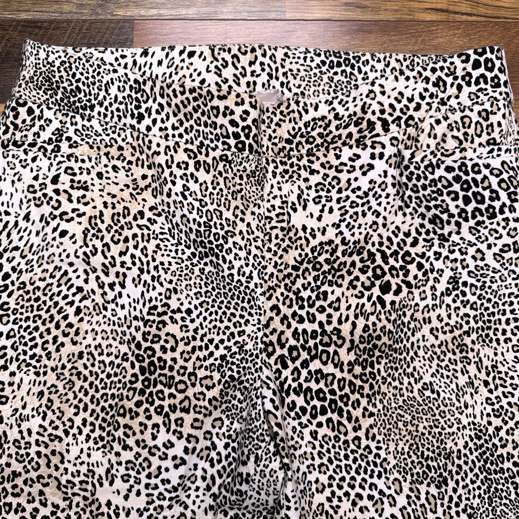 Vintage Chicos Pants Ankle Women 3R Leopard High Rise Stretch Brown Regular Inseam 27 Fall Spring Summer Winter City Straight High Rise Stretch Size 26" / US 2 / IT 38 - 2 Thumbnail