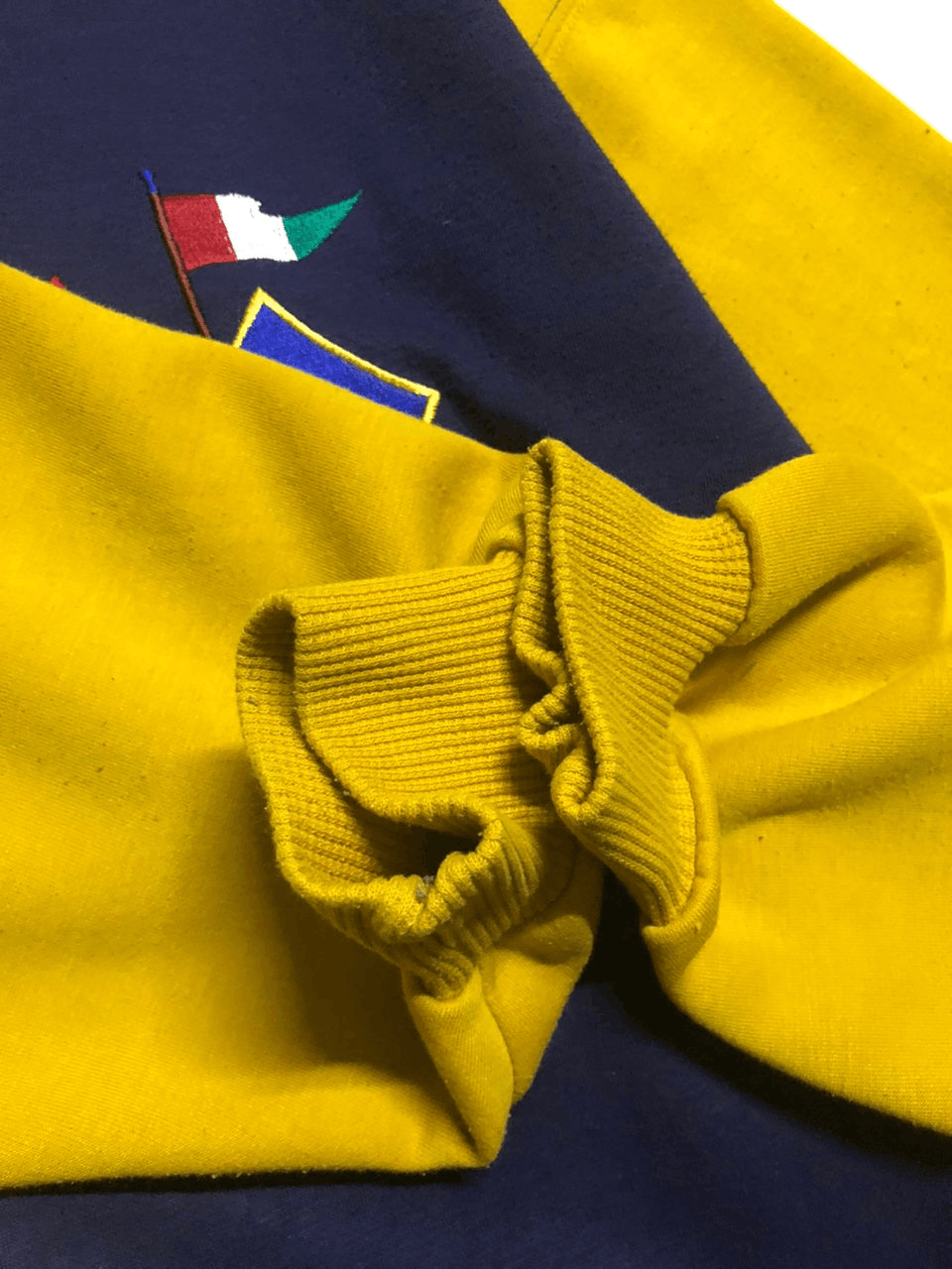 Gianni Valentino Vintage Gianni Valentino Embroidery SpellOut Logo Sweatshirt Size US M / EU 48-50 / 2 - 10 Thumbnail