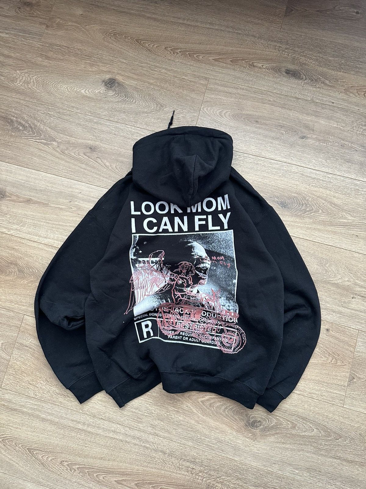 🔥VINTAGE CACTUS JACK “LOOK MOM I CAN FLY” HOODIE