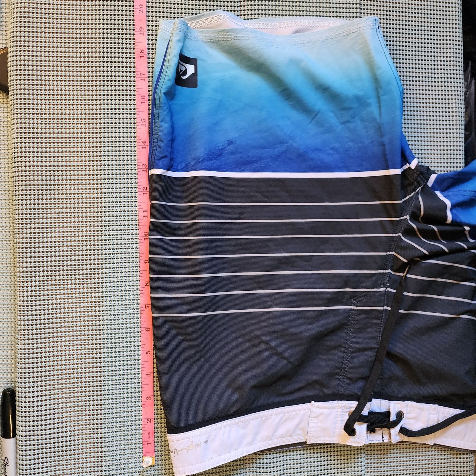 Quiksilver Men's Quiksilver Blue Striped Board Shorts Size 34 Size US 34 / EU 50 - 4 Thumbnail