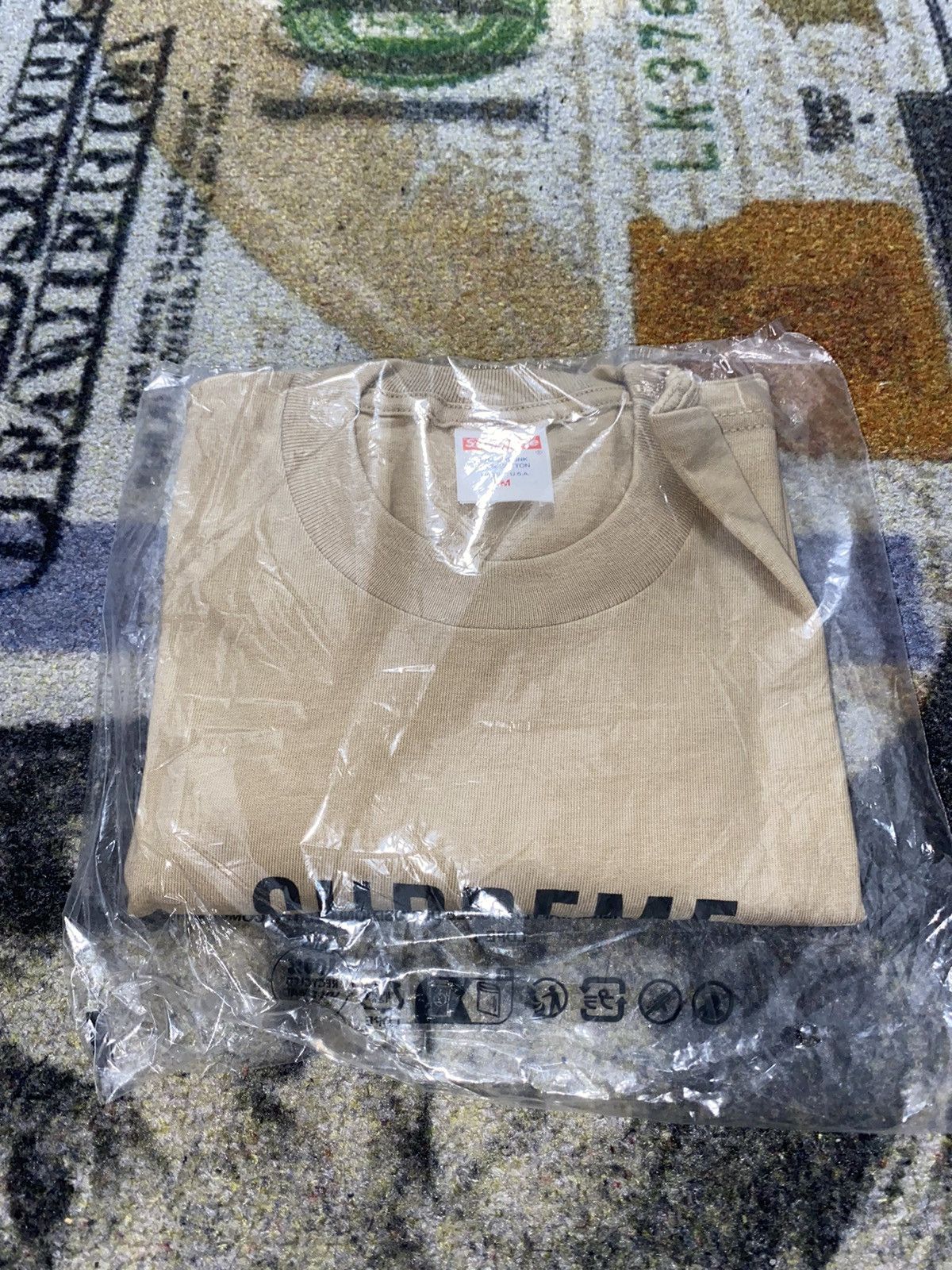 Supreme Supreme Paris Tee Size US M / EU 48-50 / 2 - 2 Thumbnail