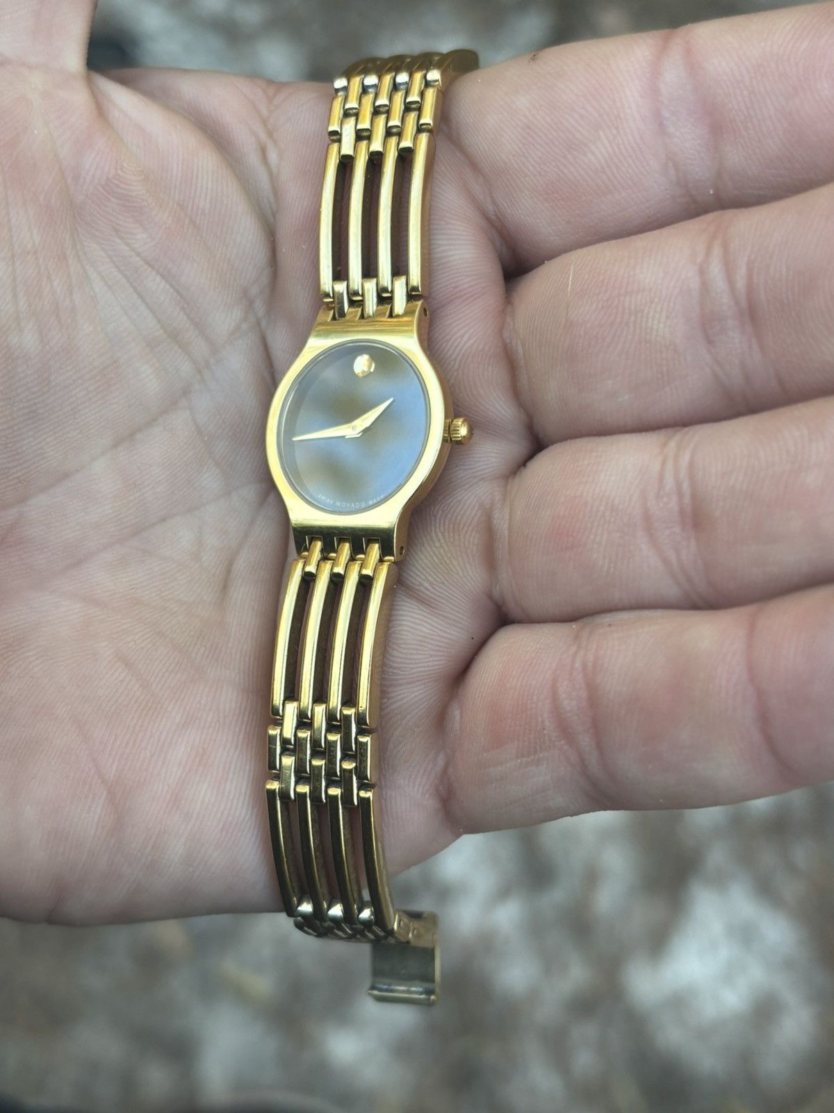 Movado Movado Esperanza 88 A1 1821 Gold Tone Women’s Watch! Size ONE SIZE - 4 Thumbnail