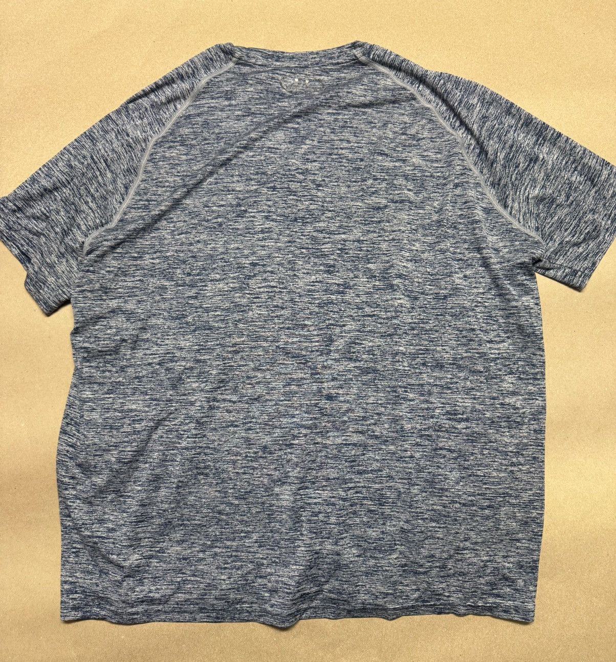 Under Armour Under Armour Heat Gear Loose Shirt Navy Blue size XL Rare! Size US XL / EU 56 / 4 - 2 Thumbnail