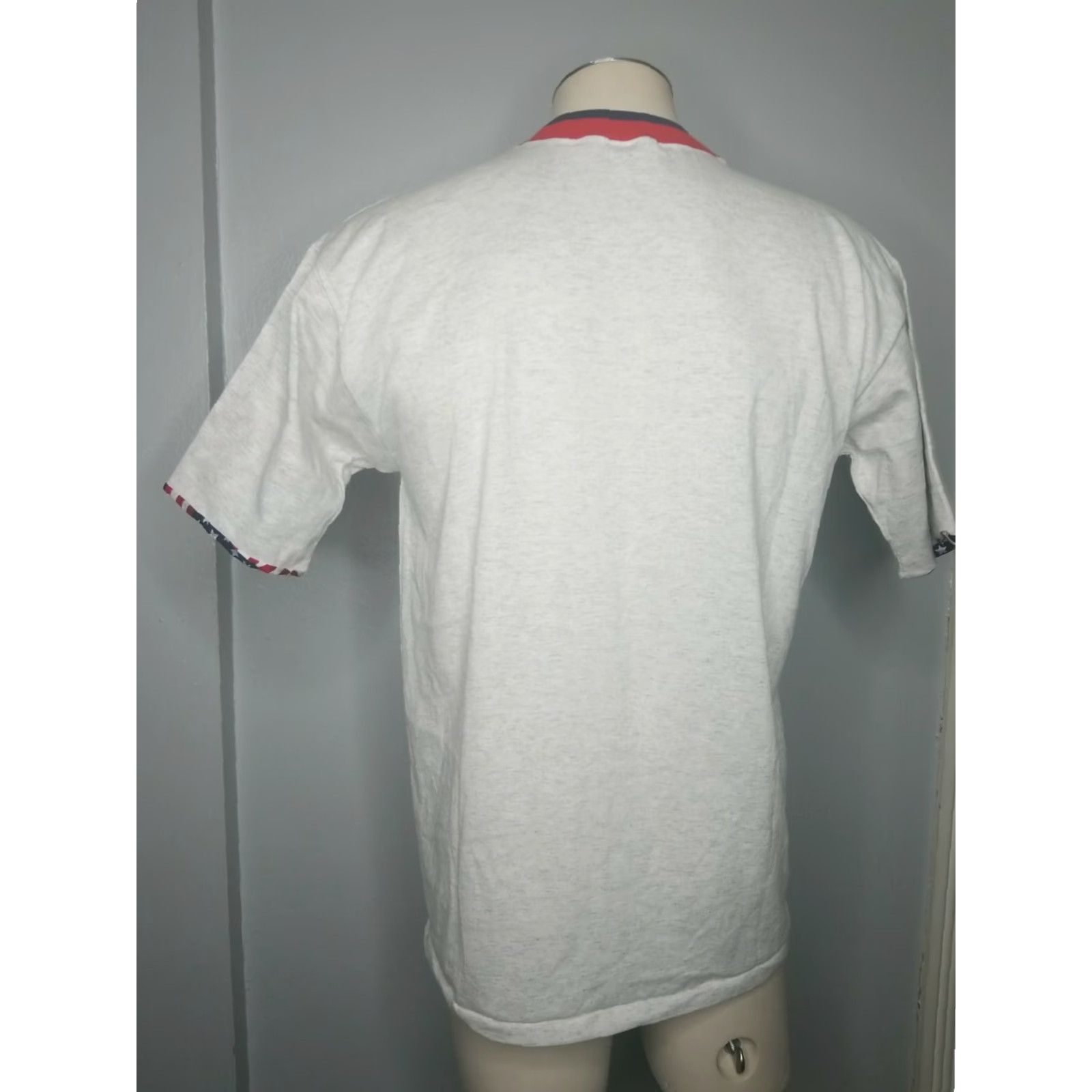 Vintage VINTAGE Tee-rific Mens L T Shirt 50/50 Patriotic Flag Gray 90s USA Army Crew Neck Short Sleeve Shirt Mens Size US L / EU 52-54 / 3 - 5 Thumbnail
