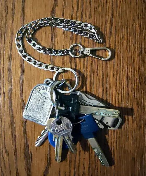 Jewelry 42CM Long Metal Keychain Wallet Size ONE SIZE - 2 Thumbnail