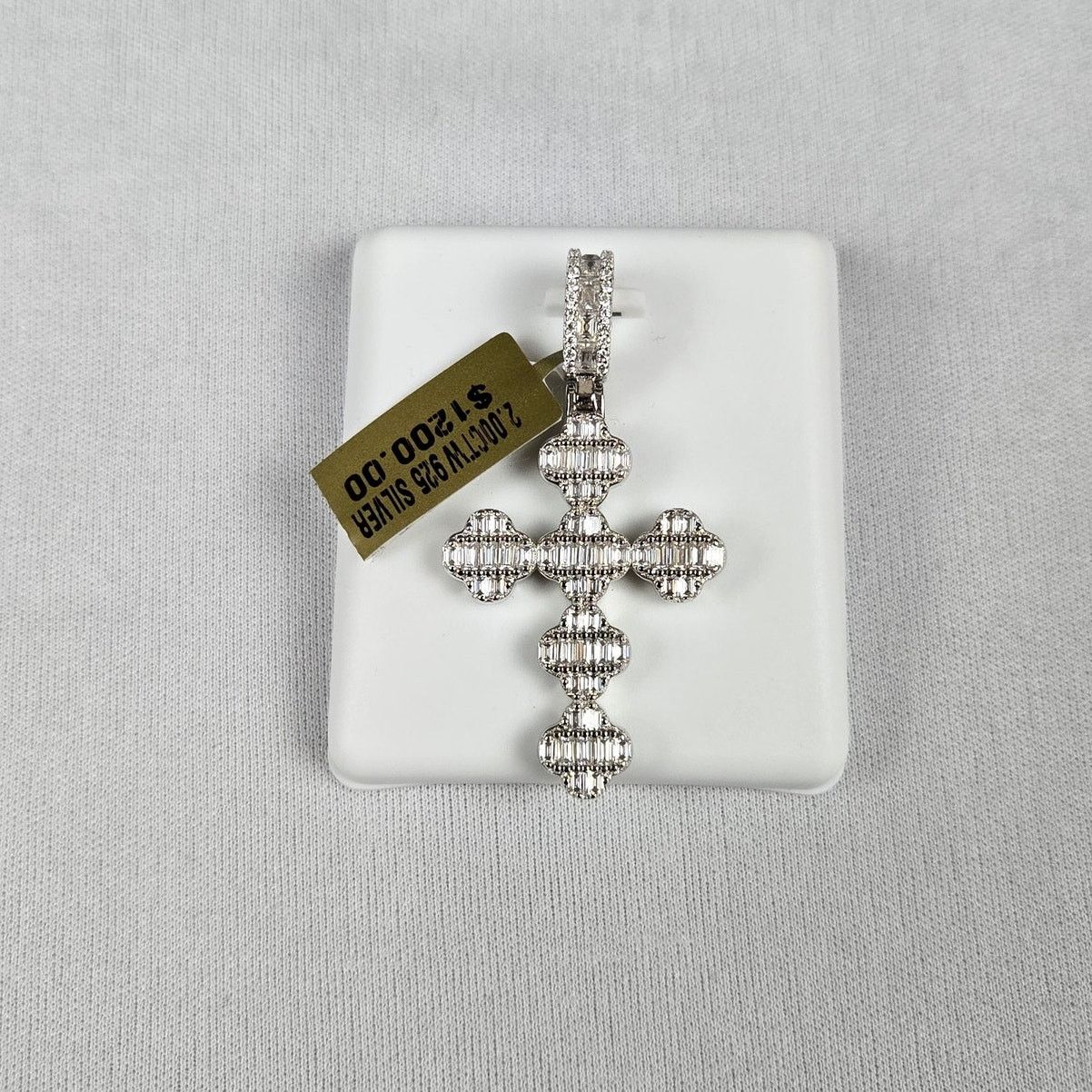 Other Cross Pendant .925 Silver and Moissanite Size ONE SIZE - 1 Thumbnail