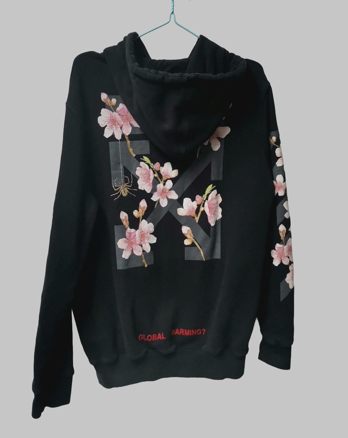 Off-White 