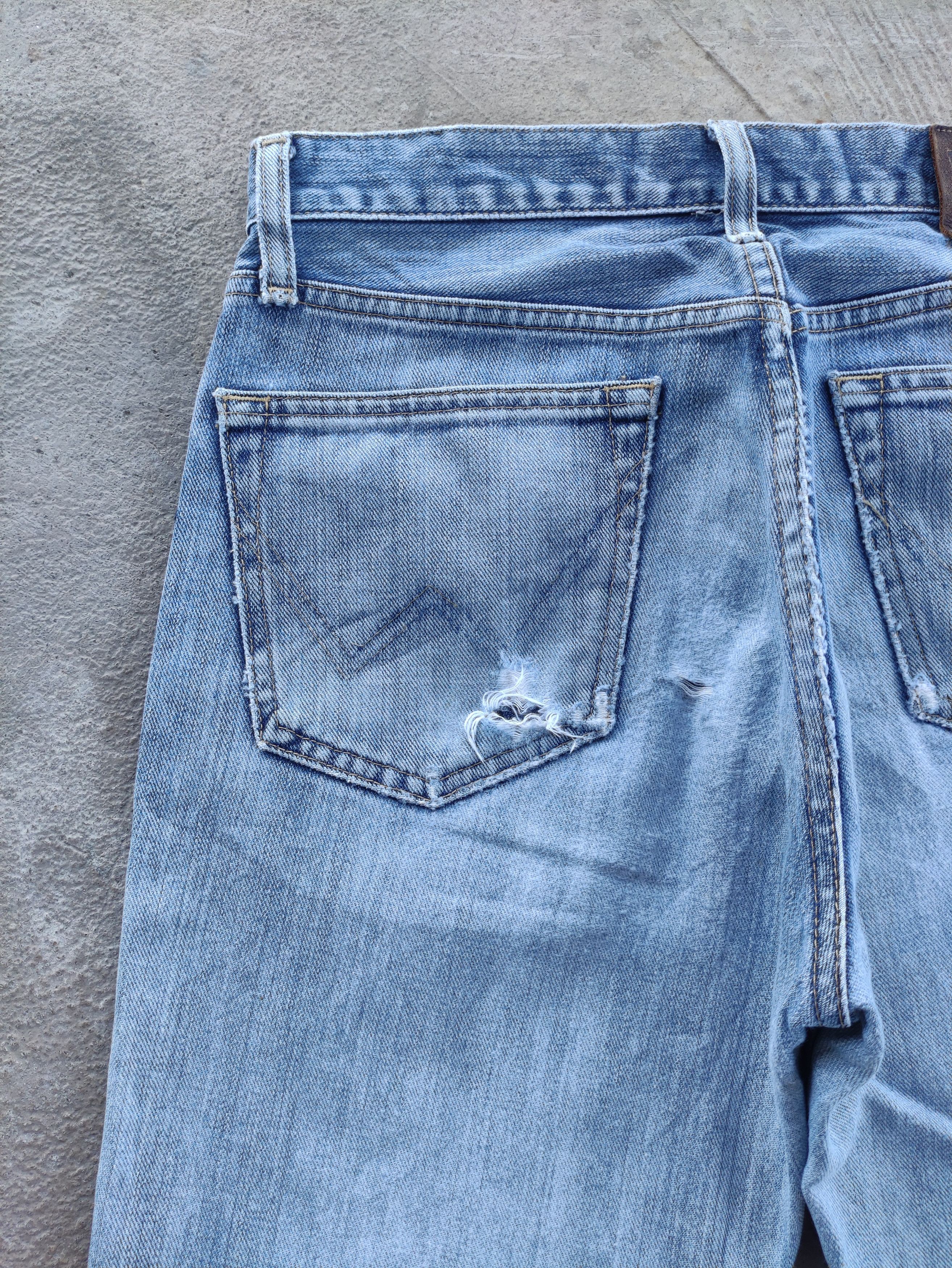 Edwin Vintage Edwin Japan Jean Distressed Faded Denim Size US 31 - 12 Thumbnail