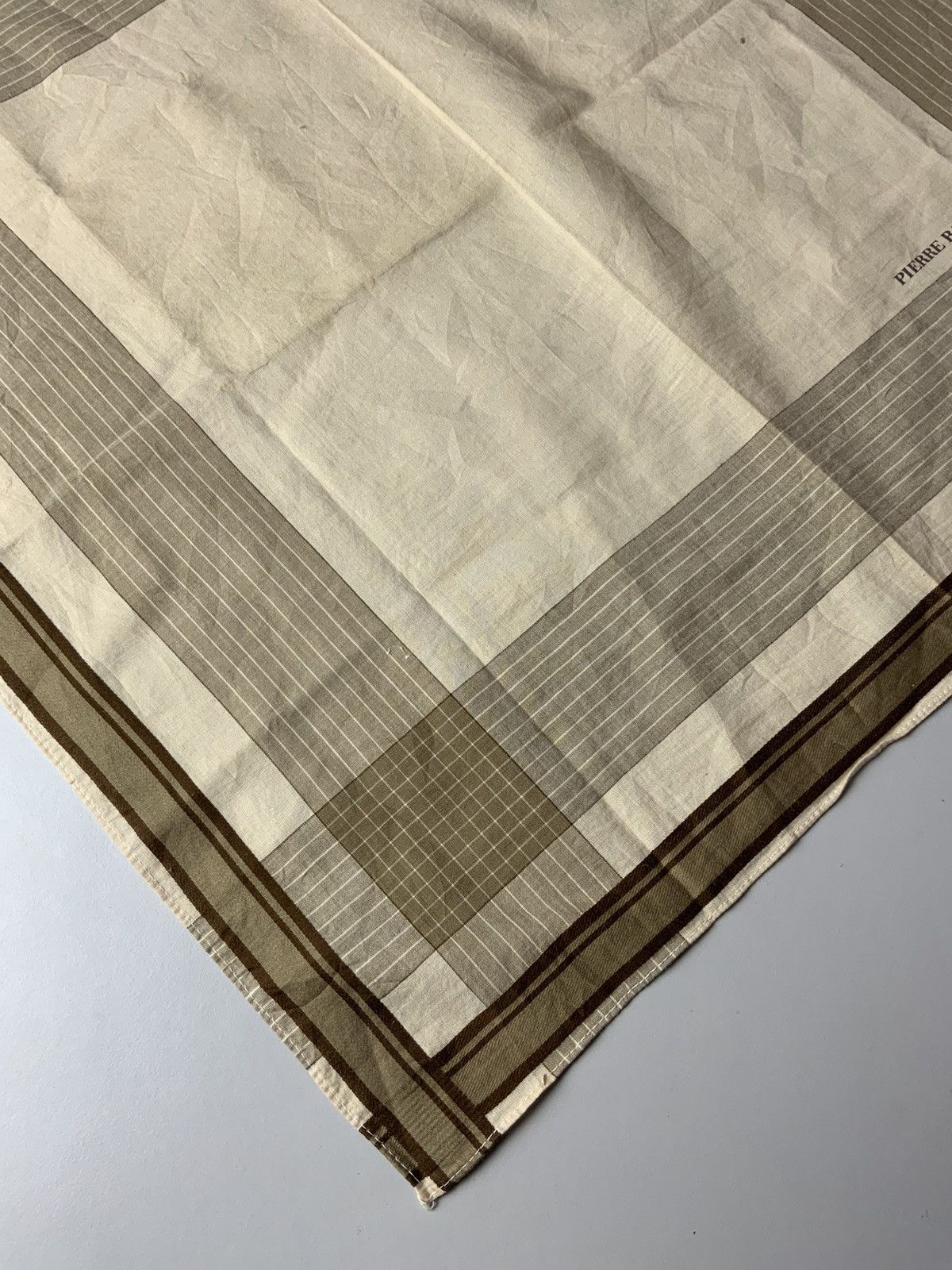 Pierre Balmain Pierre Balmain Bandana Handkerchief Size ONE SIZE - 13 Thumbnail