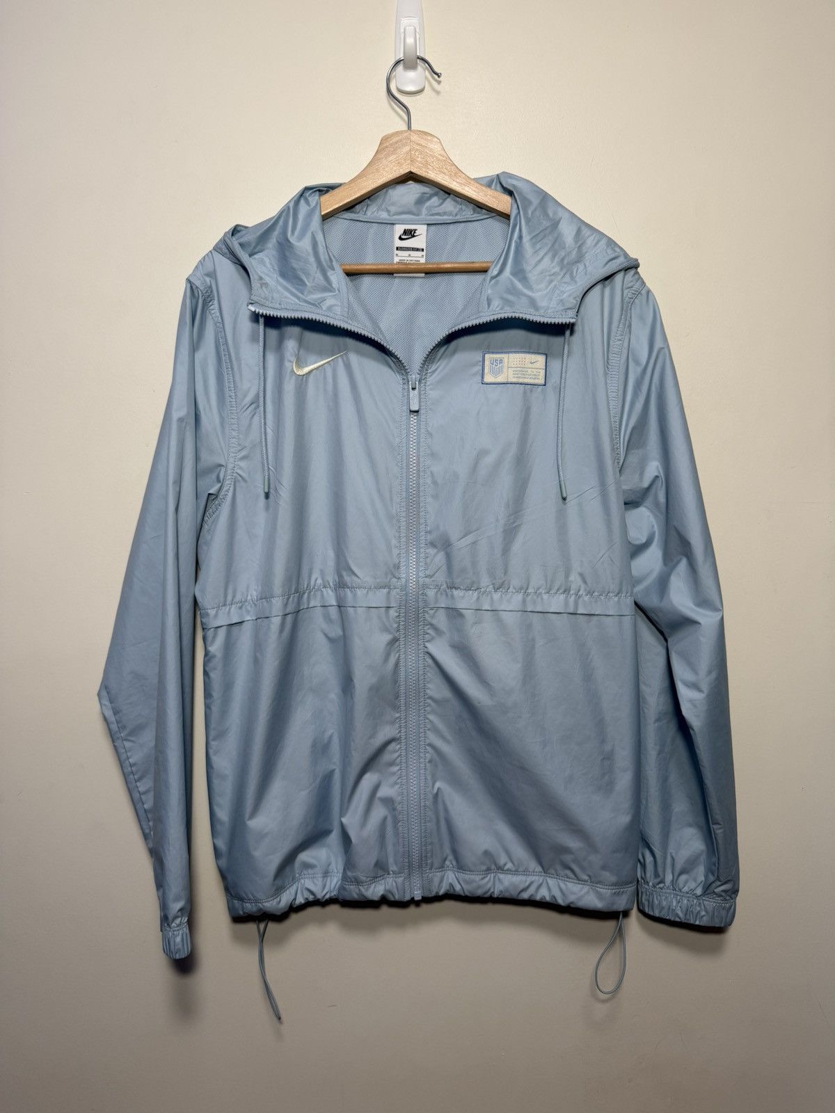 Nike Nike X Team USA Light Jacket Windbreaker Size M / US 6-8 / IT 42-44 - 1 Thumbnail