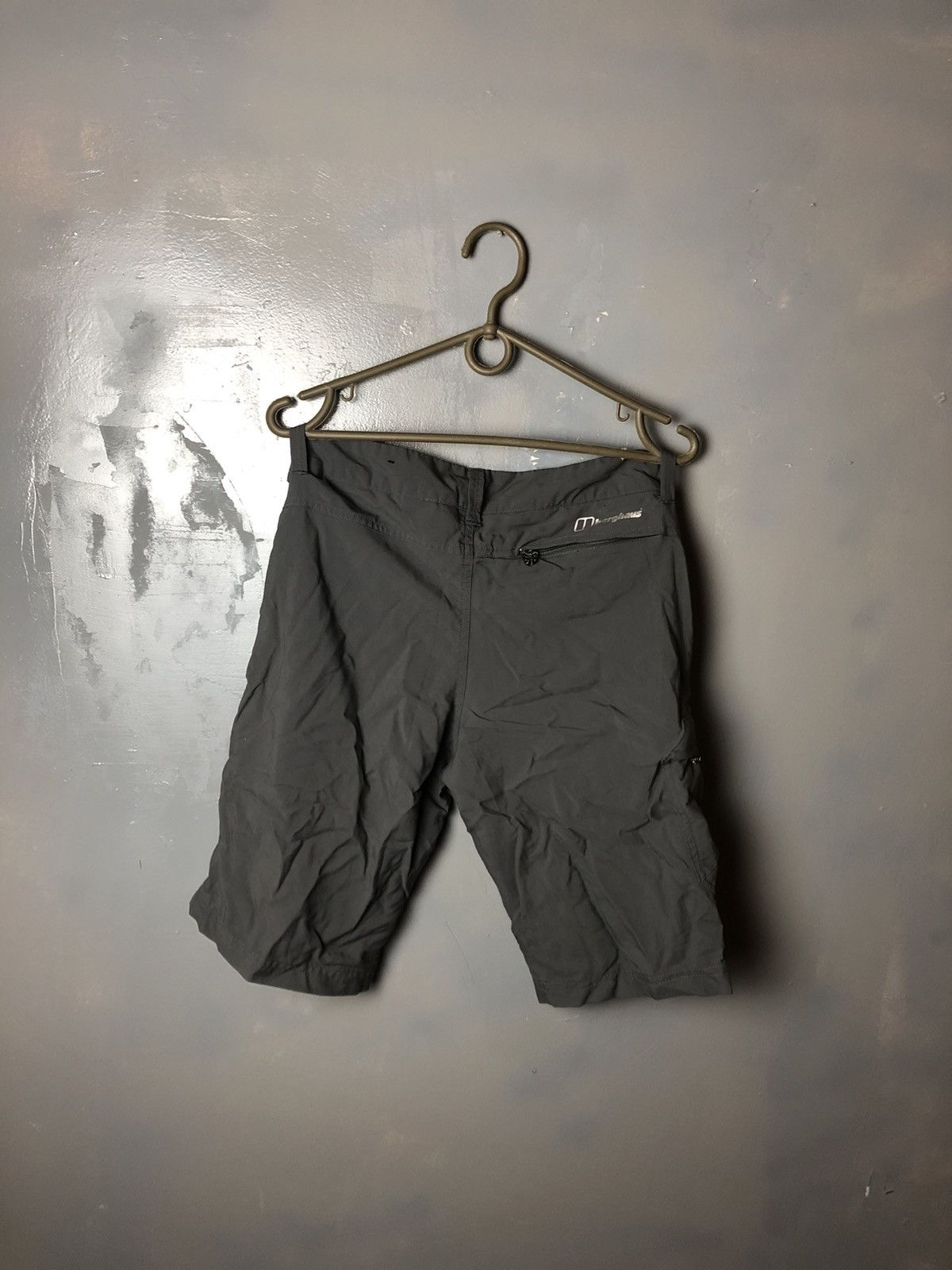 Berghaus Men’s short Berghaus size 28 Size US 28 / EU 44 - 7 Thumbnail